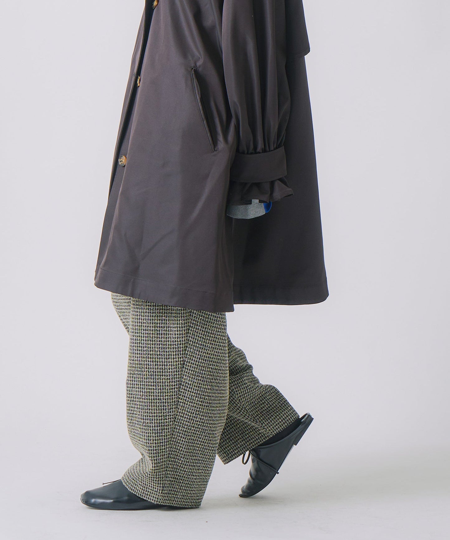 tent layered coat / WHT25FJK4050
