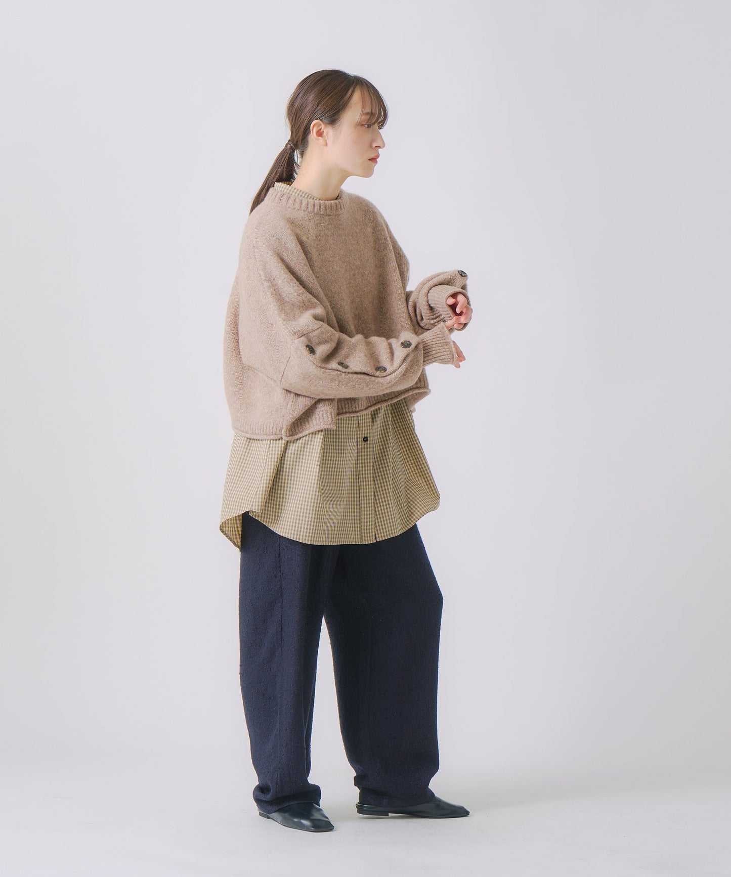 cashmere wide square knit / WHT25FKN4037