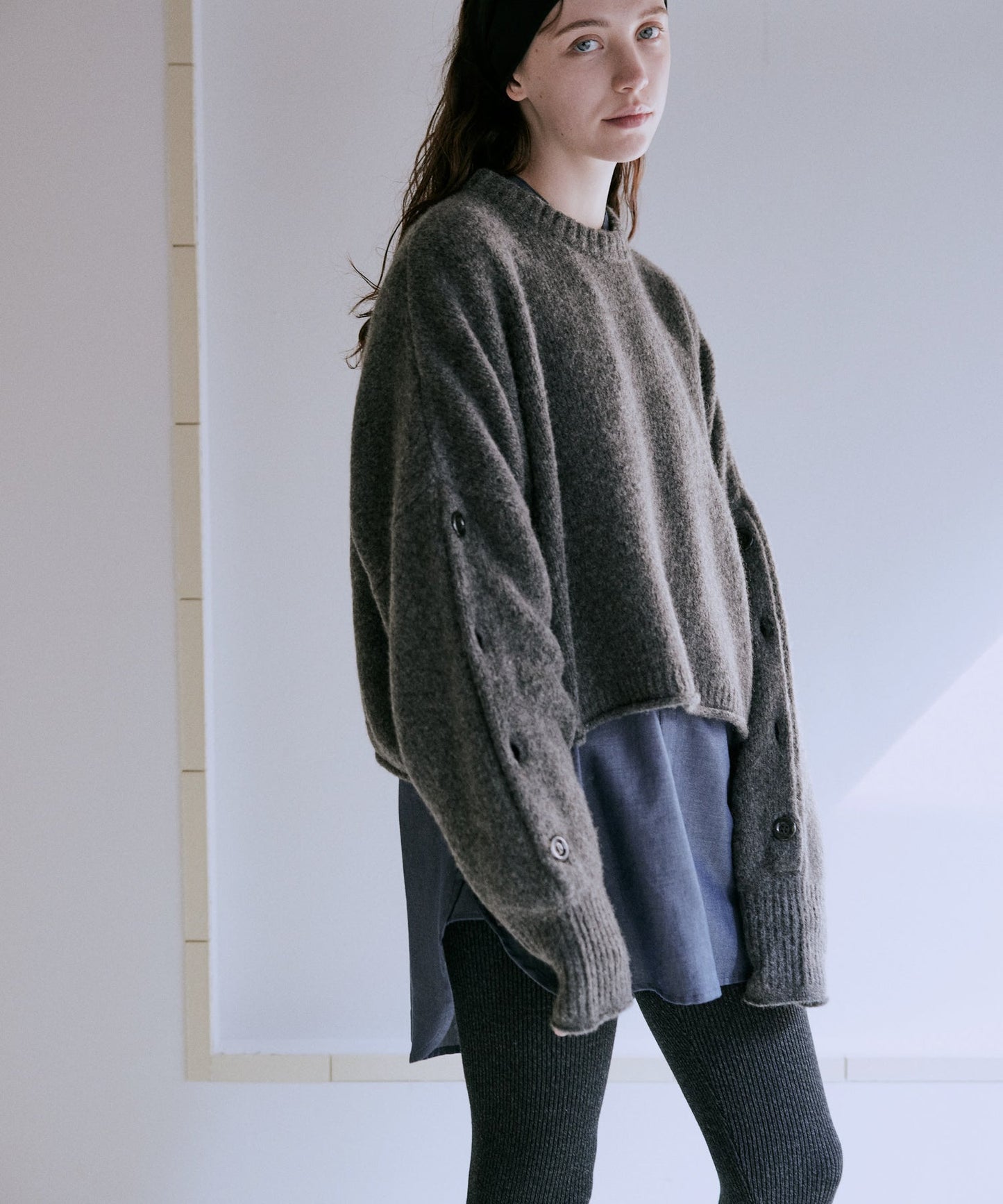 cashmere wide square knit / WHT25FKN4037