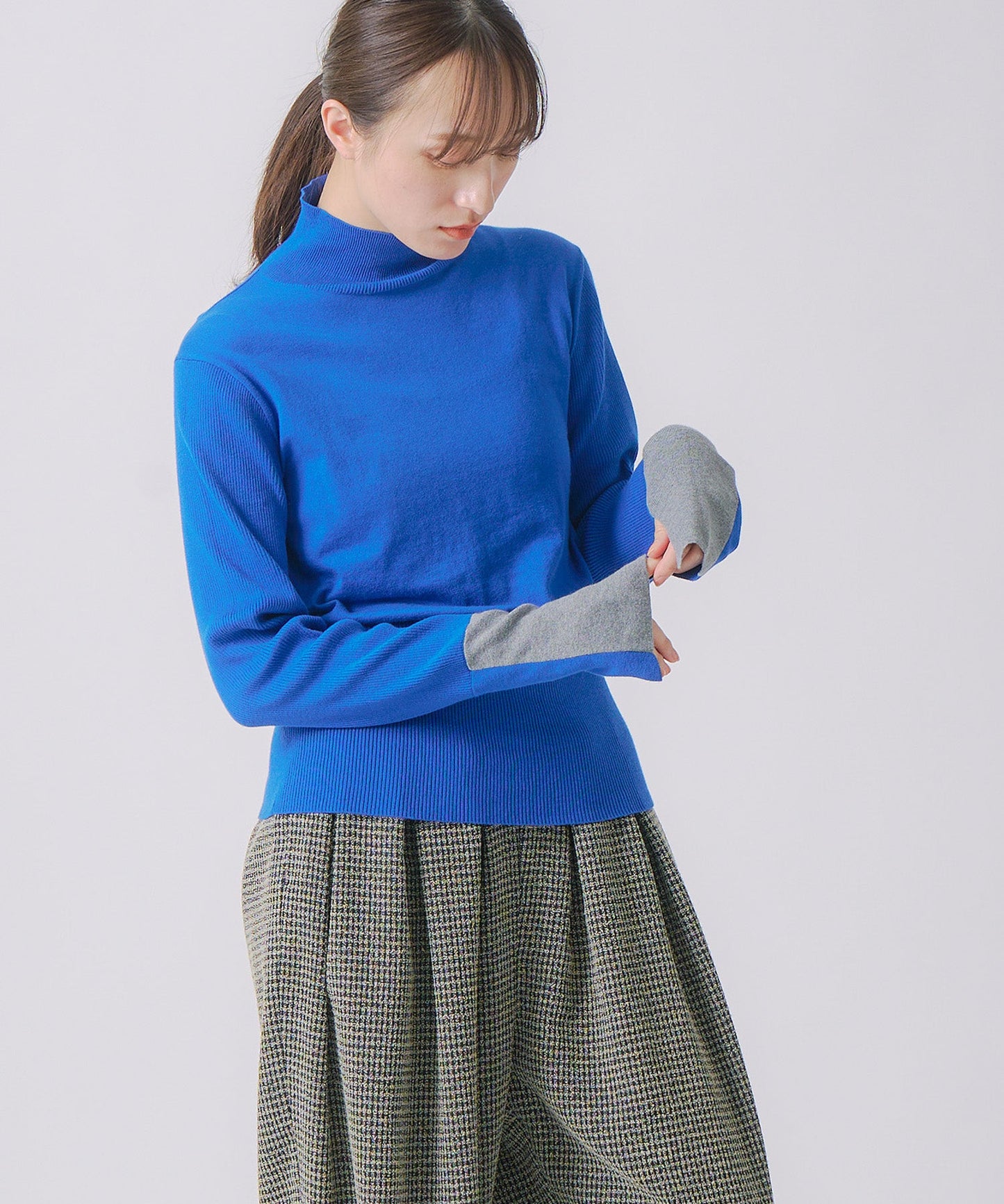 color block knit / WHT25FKN4039