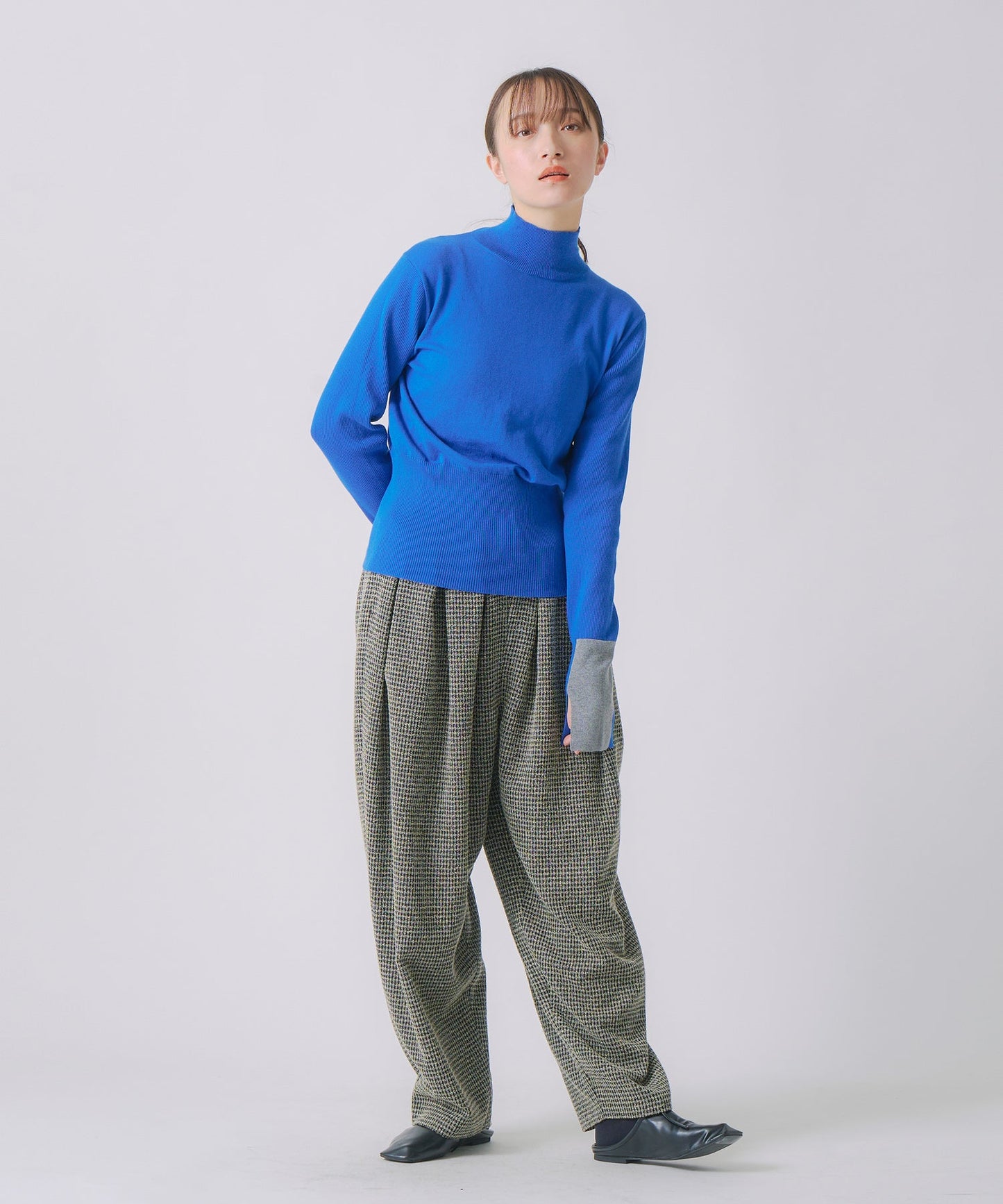 color block knit / WHT25FKN4039