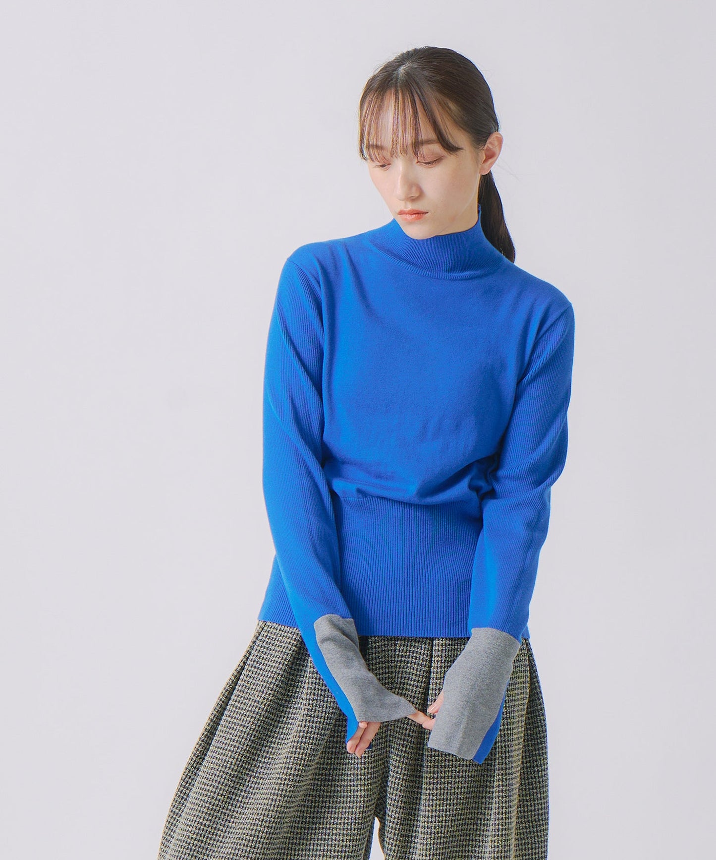 color block knit / WHT25FKN4039