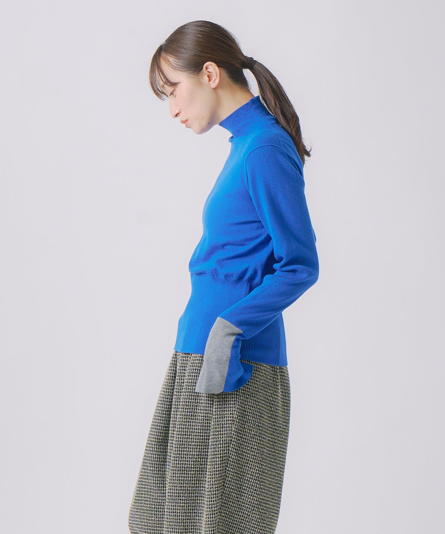 color block knit / WHT25FKN4039