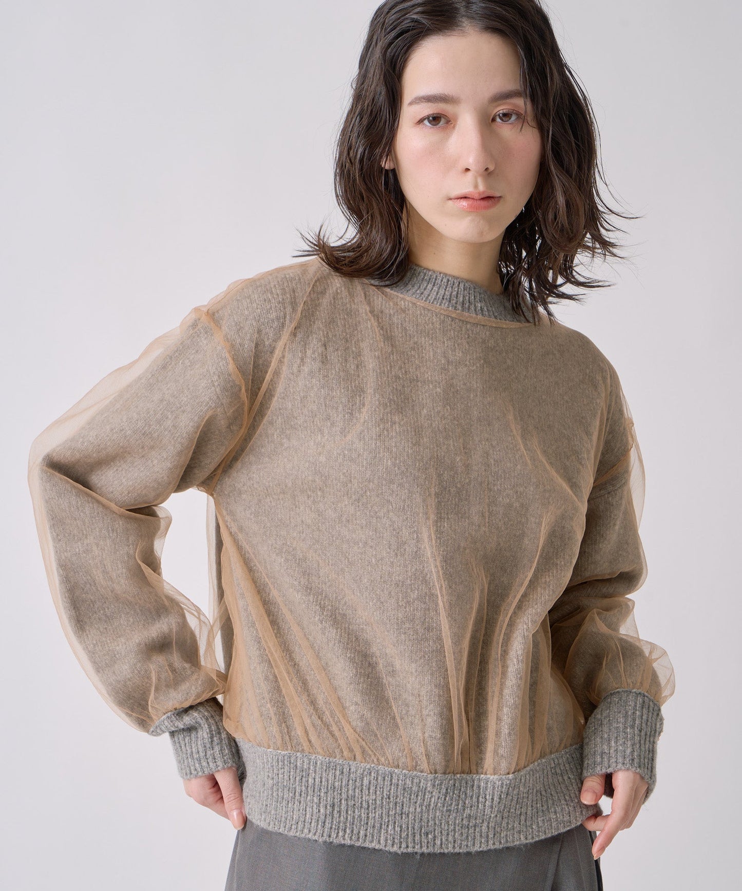 tulle layered knit / WHT25FKN4040