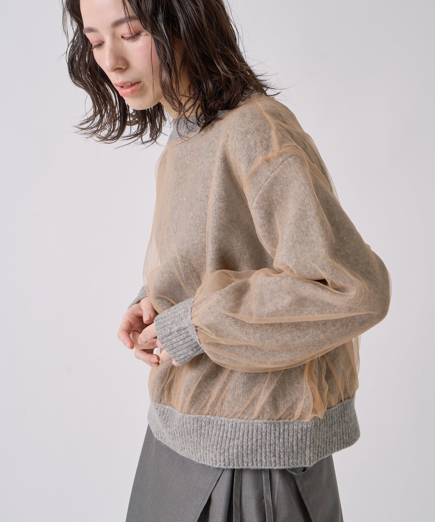 tulle layered knit / WHT25FKN4040