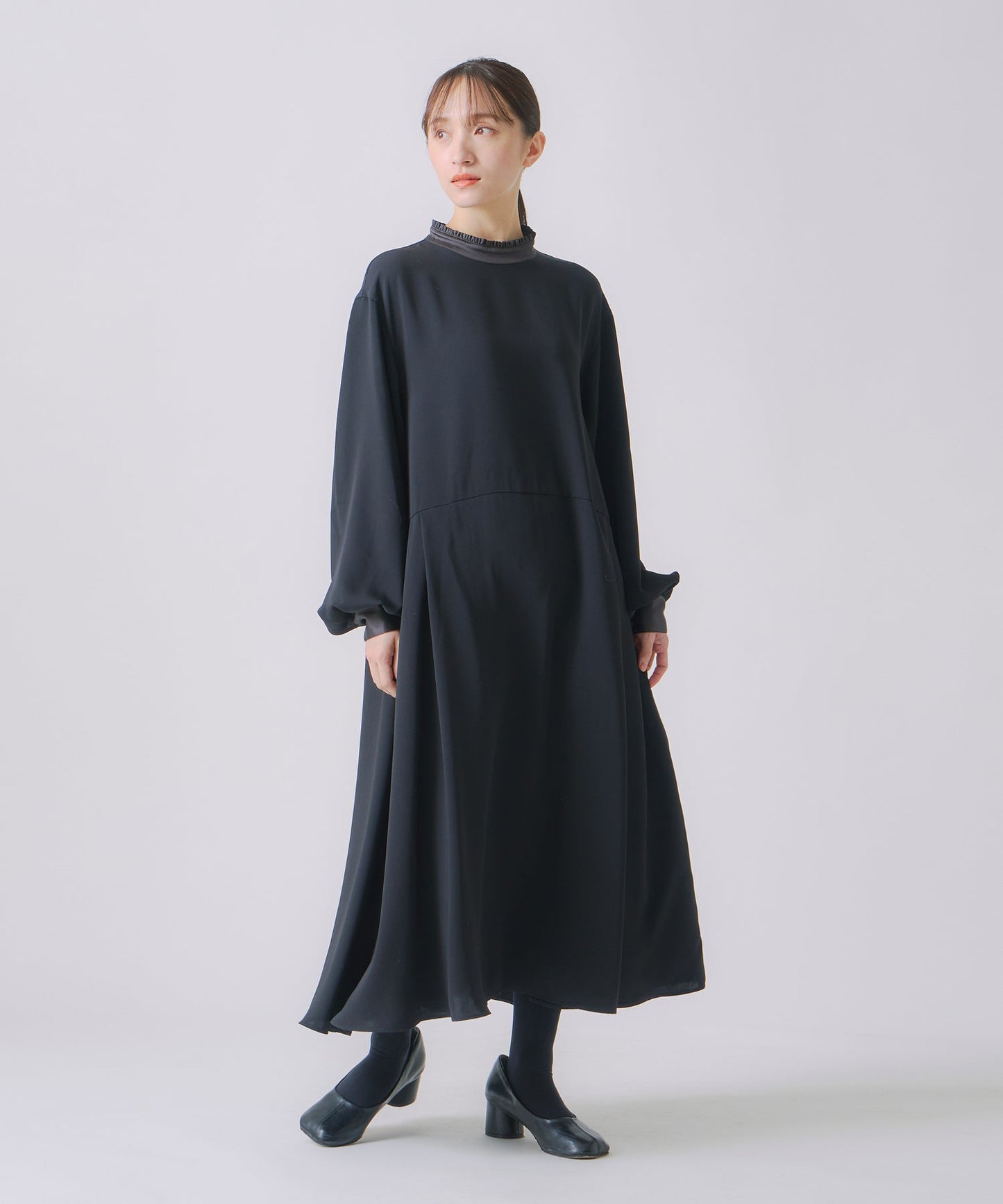 stand frill collar a line dress / WHT25FOP4073