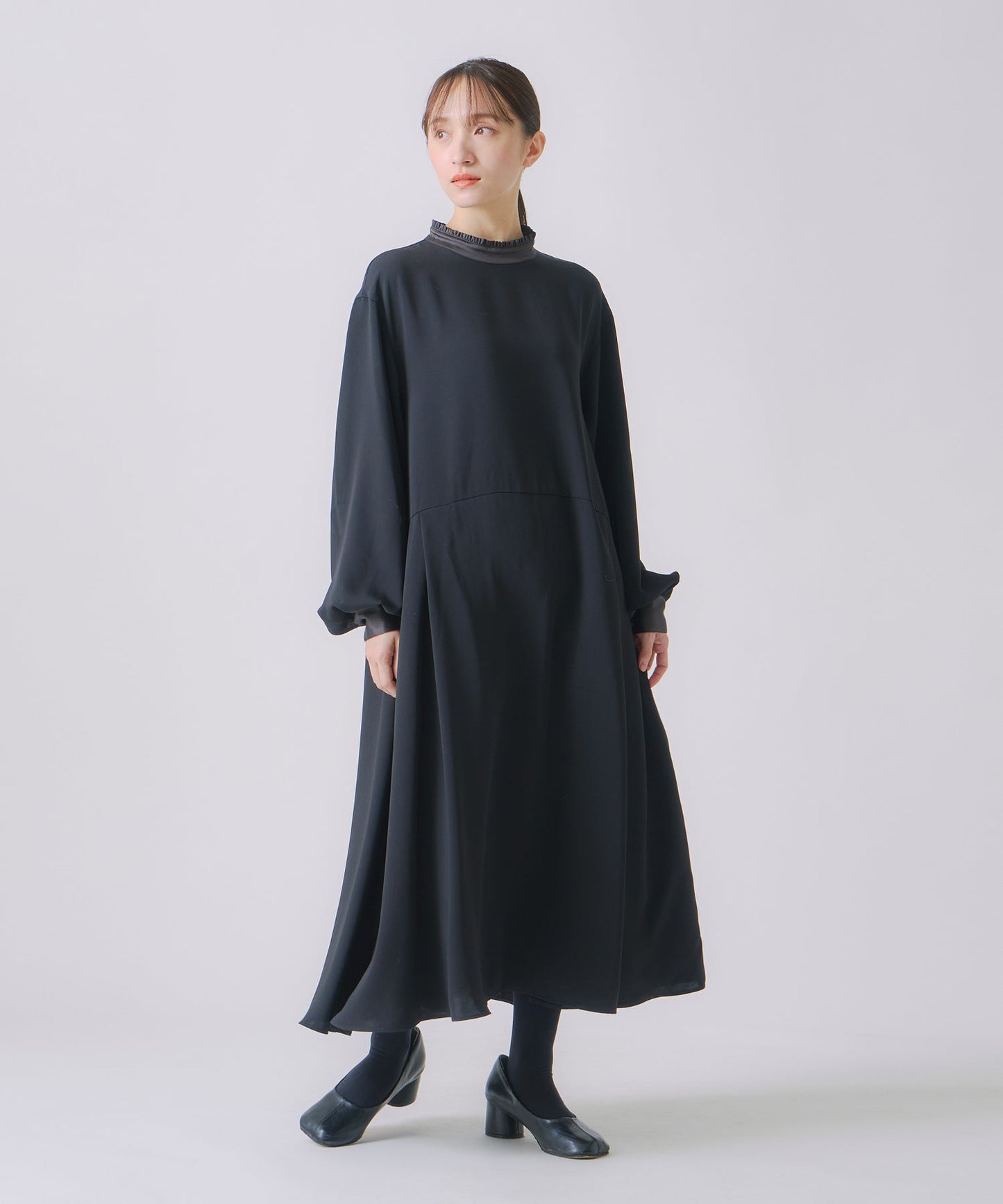 stand frill collar a line dress / WHT25FOP4073