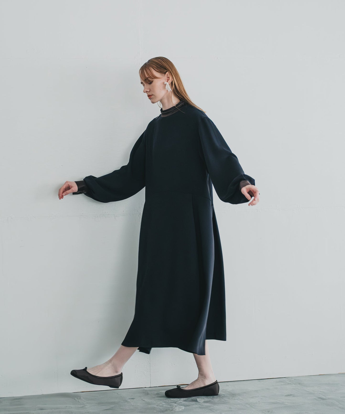stand frill collar a line dress / WHT25FOP4073