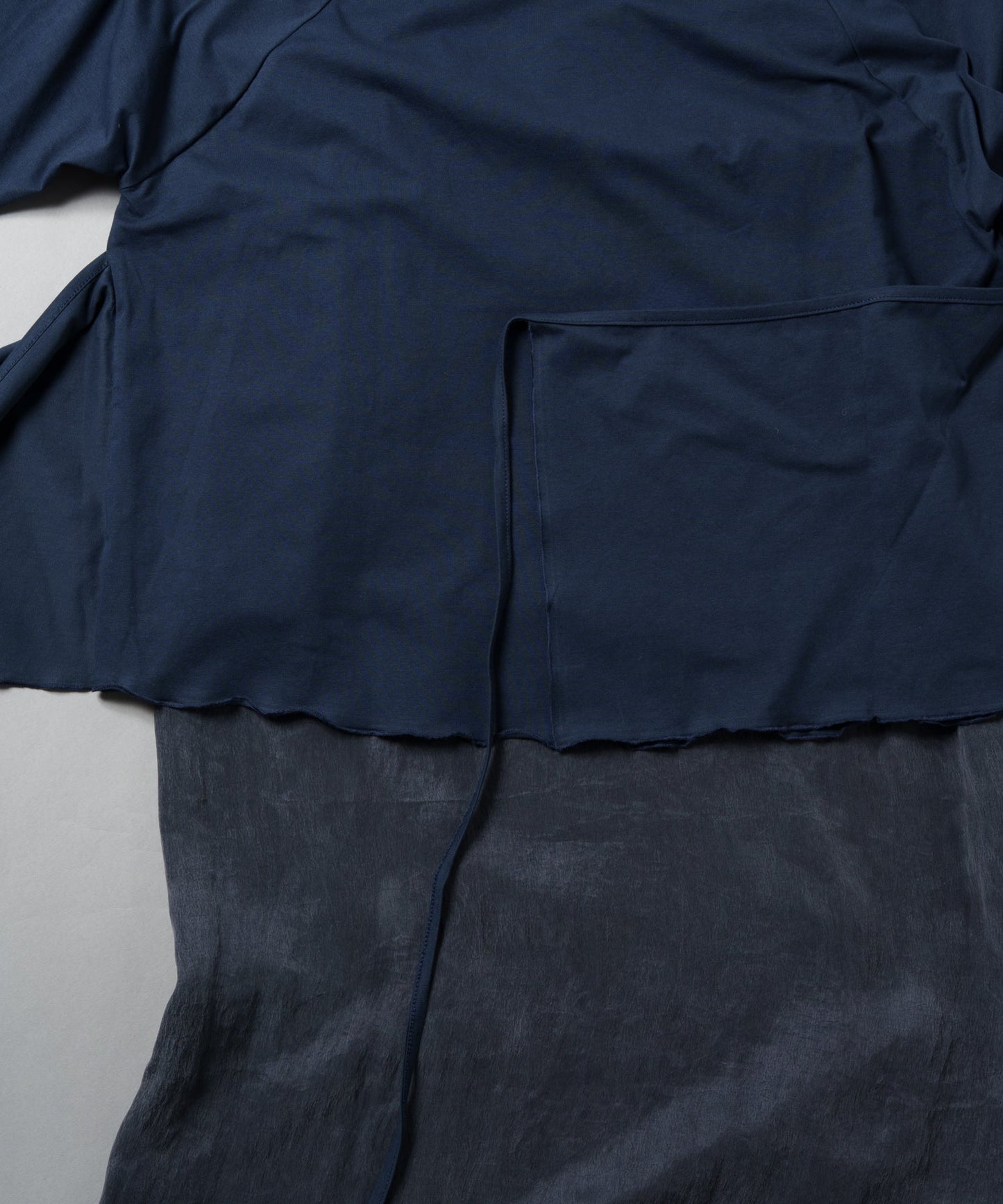 layered apron dress / WHT25FOP4074