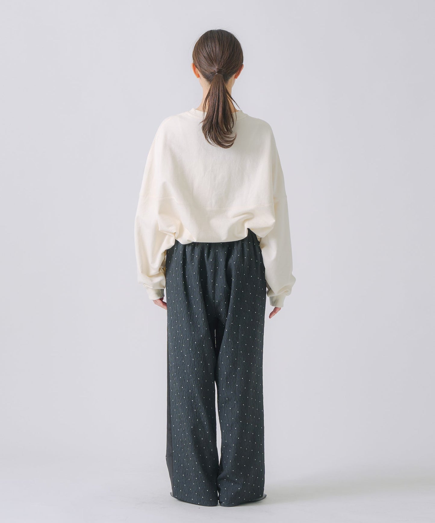 dot side line pants / WHT25FPT4058