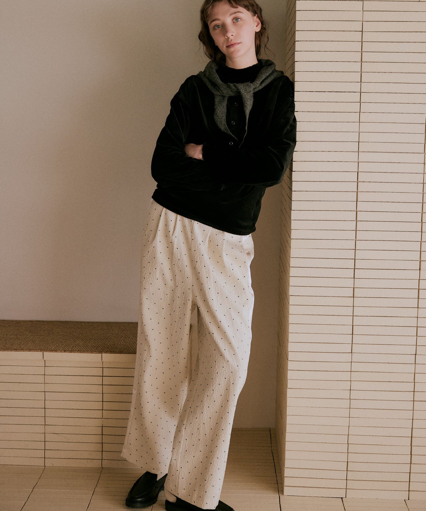 dot side line pants / WHT25FPT4058