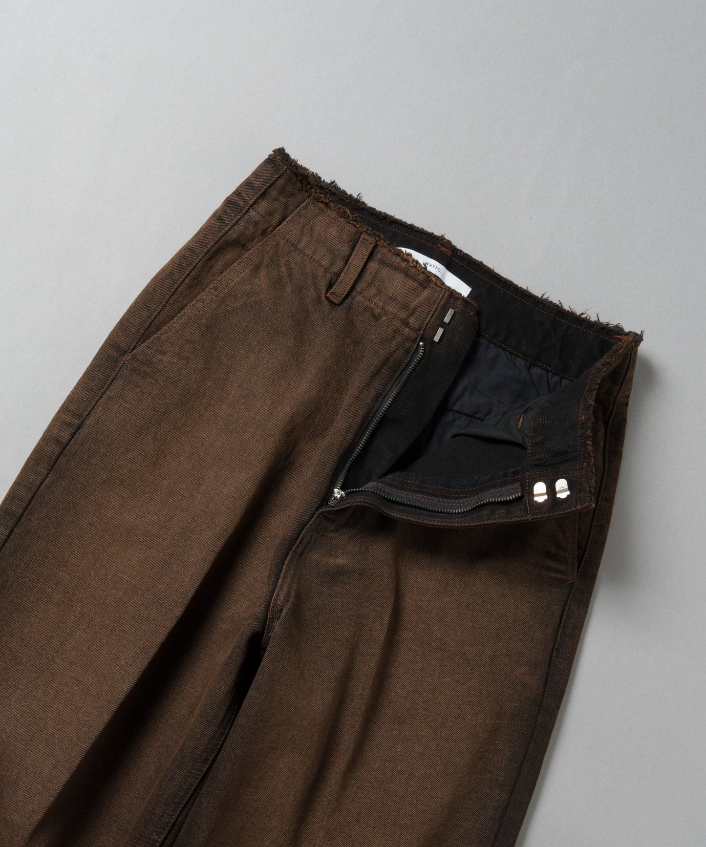 centerpress denim trouser / WHT25FPT4061
