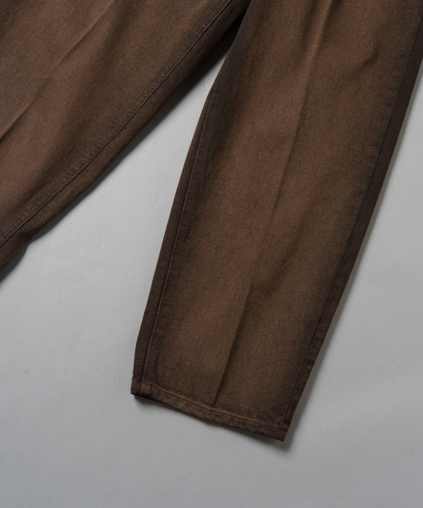 centerpress denim trouser / WHT25FPT4061