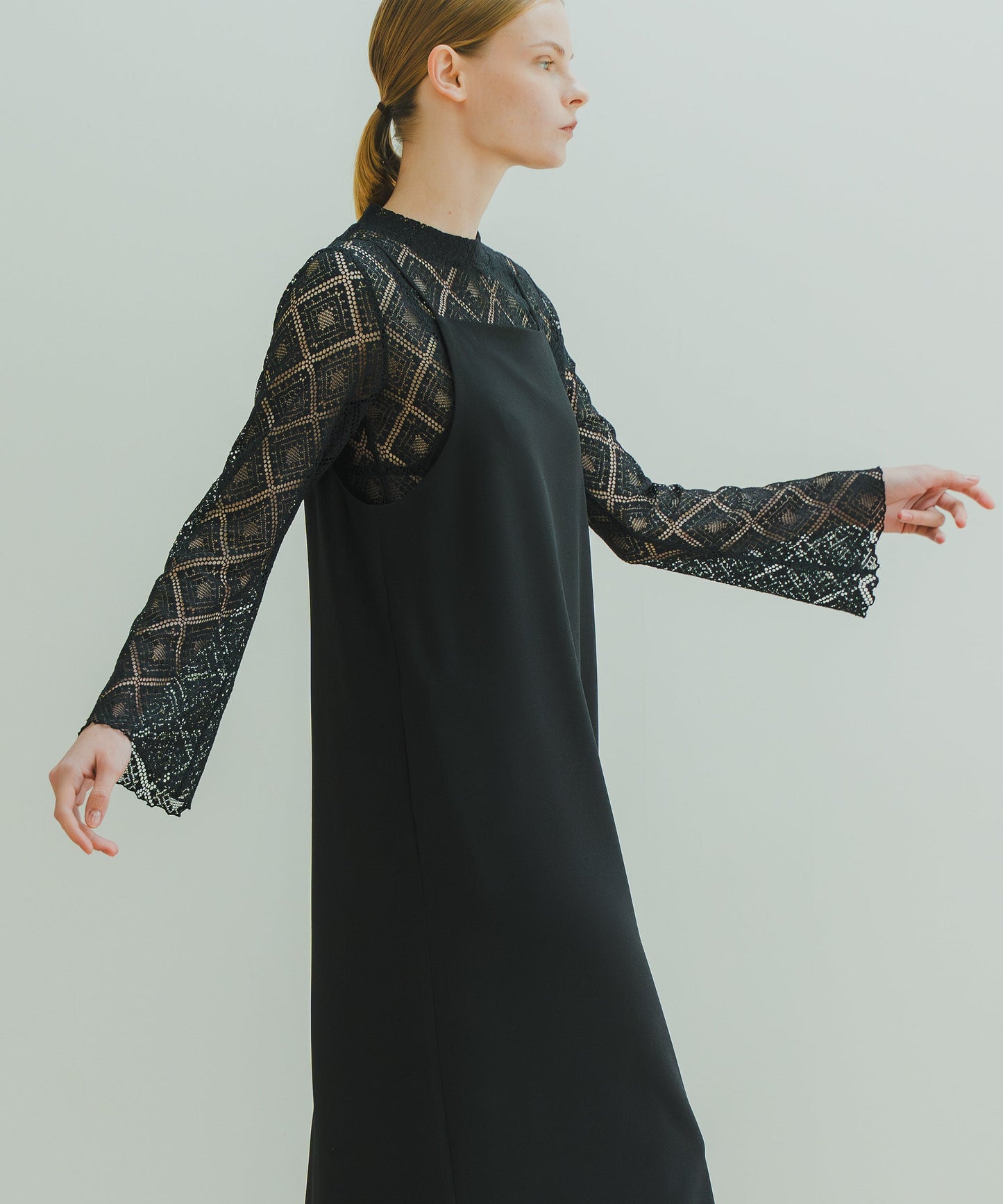 FLARE SLEEVES LACE BLOUSE / WHT25HBL4068