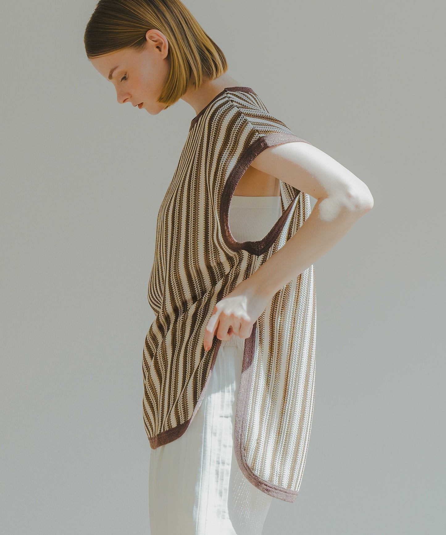 STRIPE OPEN WORK TOPS / WHT25HBL4072