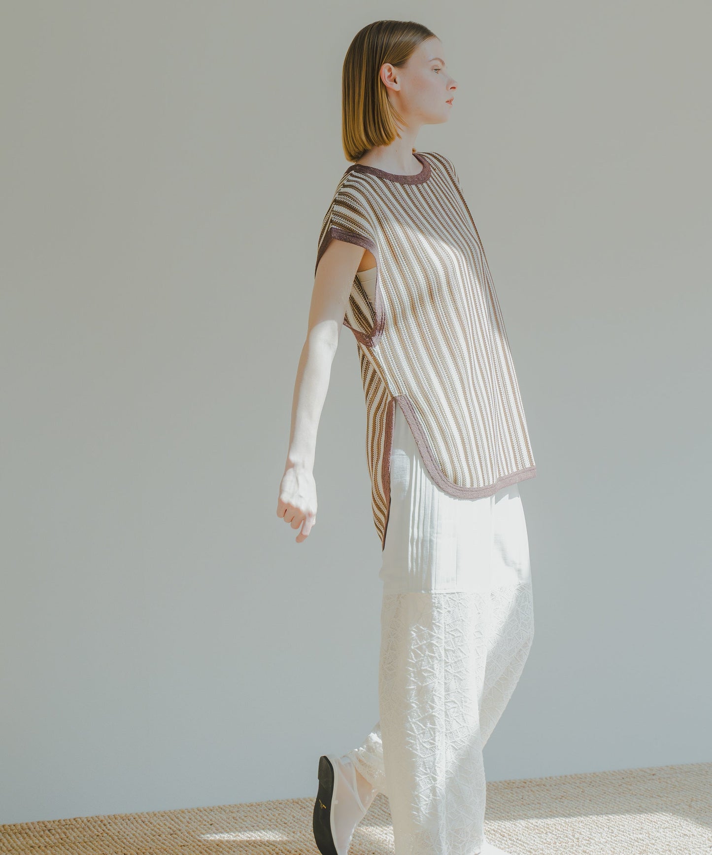 STRIPE OPEN WORK TOPS / WHT25HBL4072