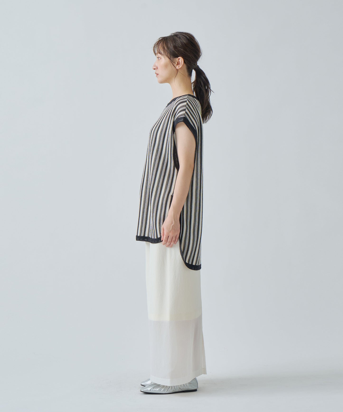 STRIPE OPEN WORK TOPS / WHT25HBL4072