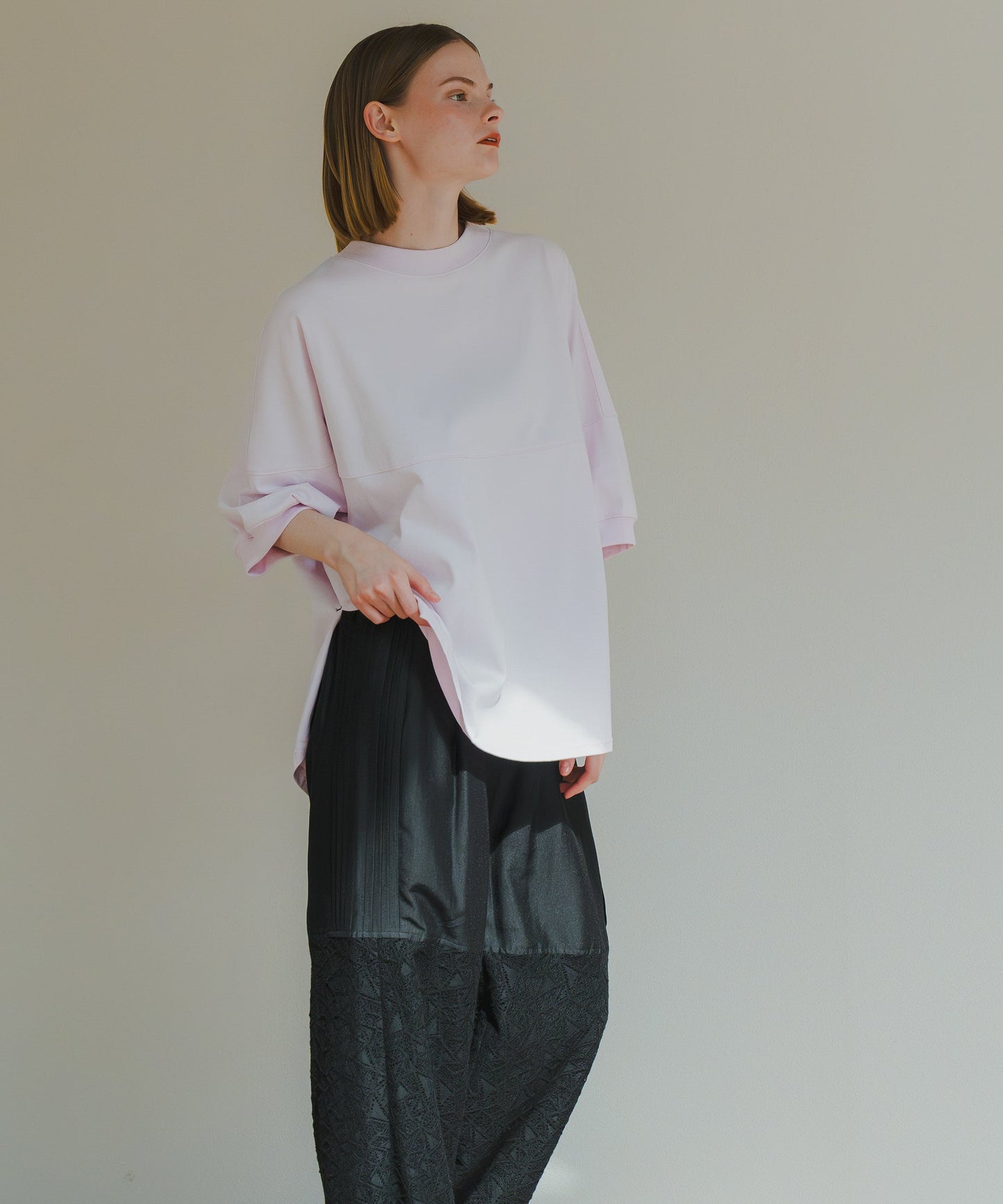 ROUND SWITCH TEE / WHT25HBL4073