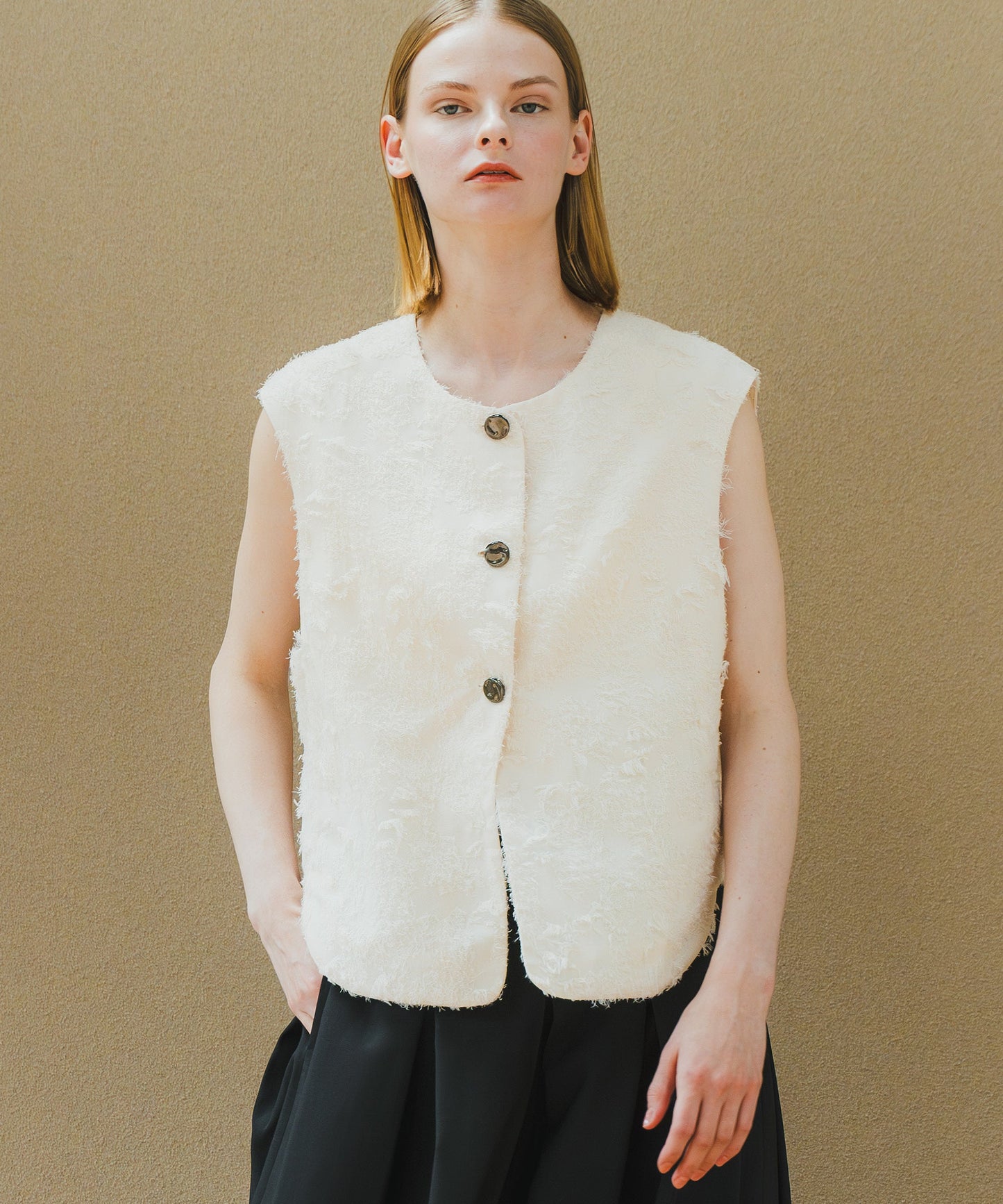 JACQUARD VEST / WHT25HJK4042