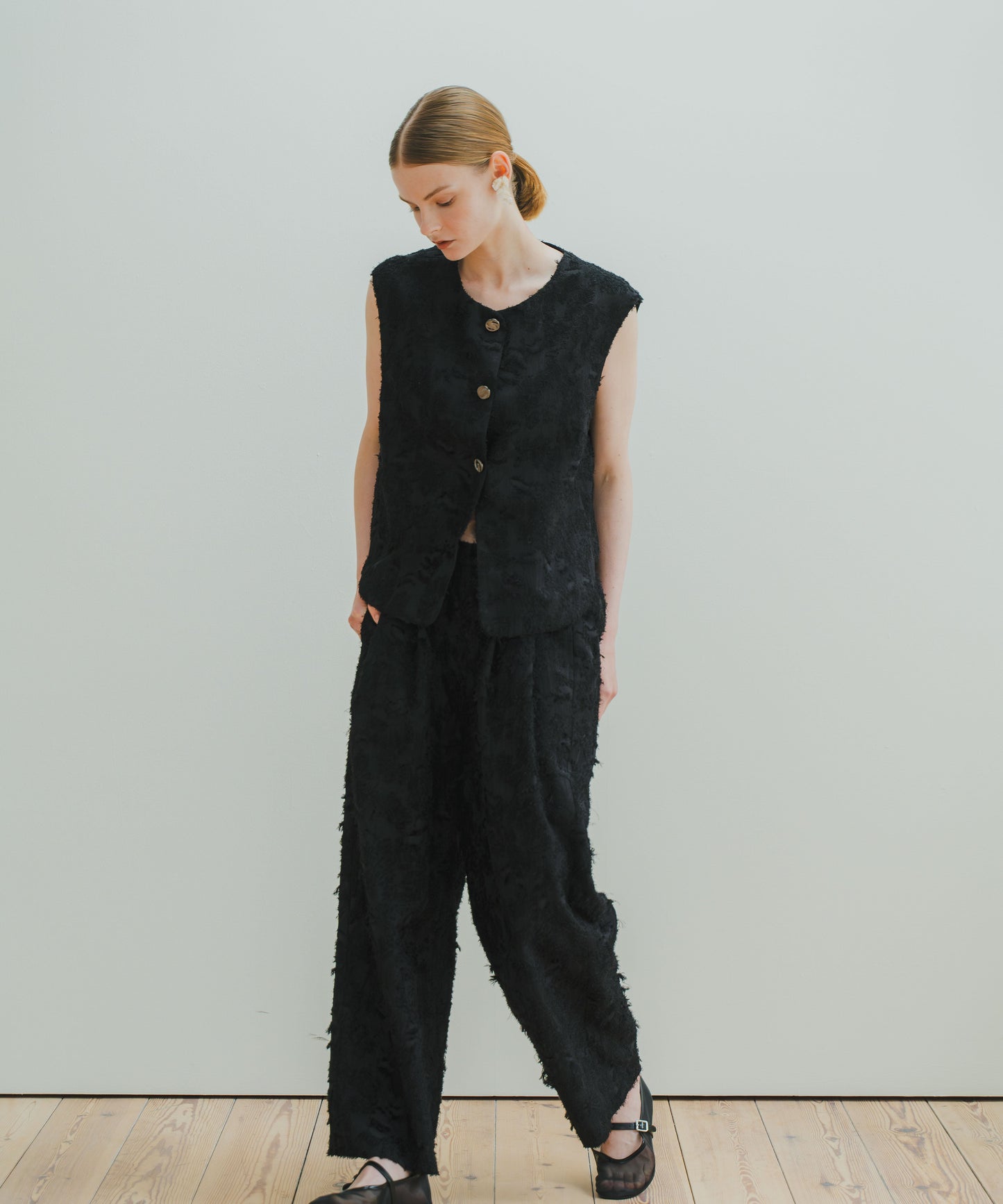 JACQUARD VEST / WHT25HJK4042