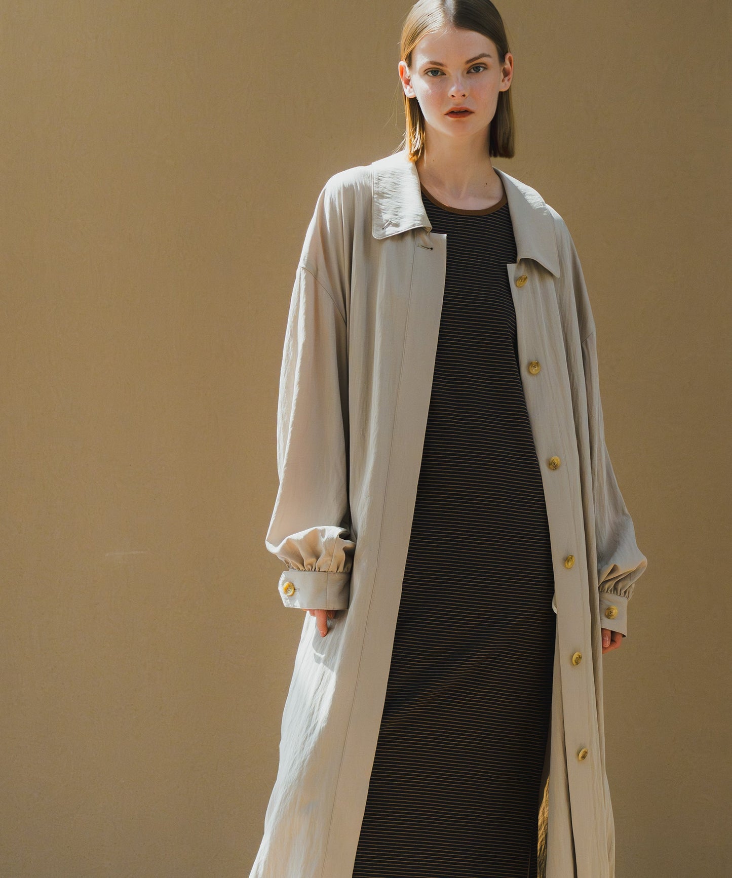 GATHER VOLUME COAT / WHT25HJK4043