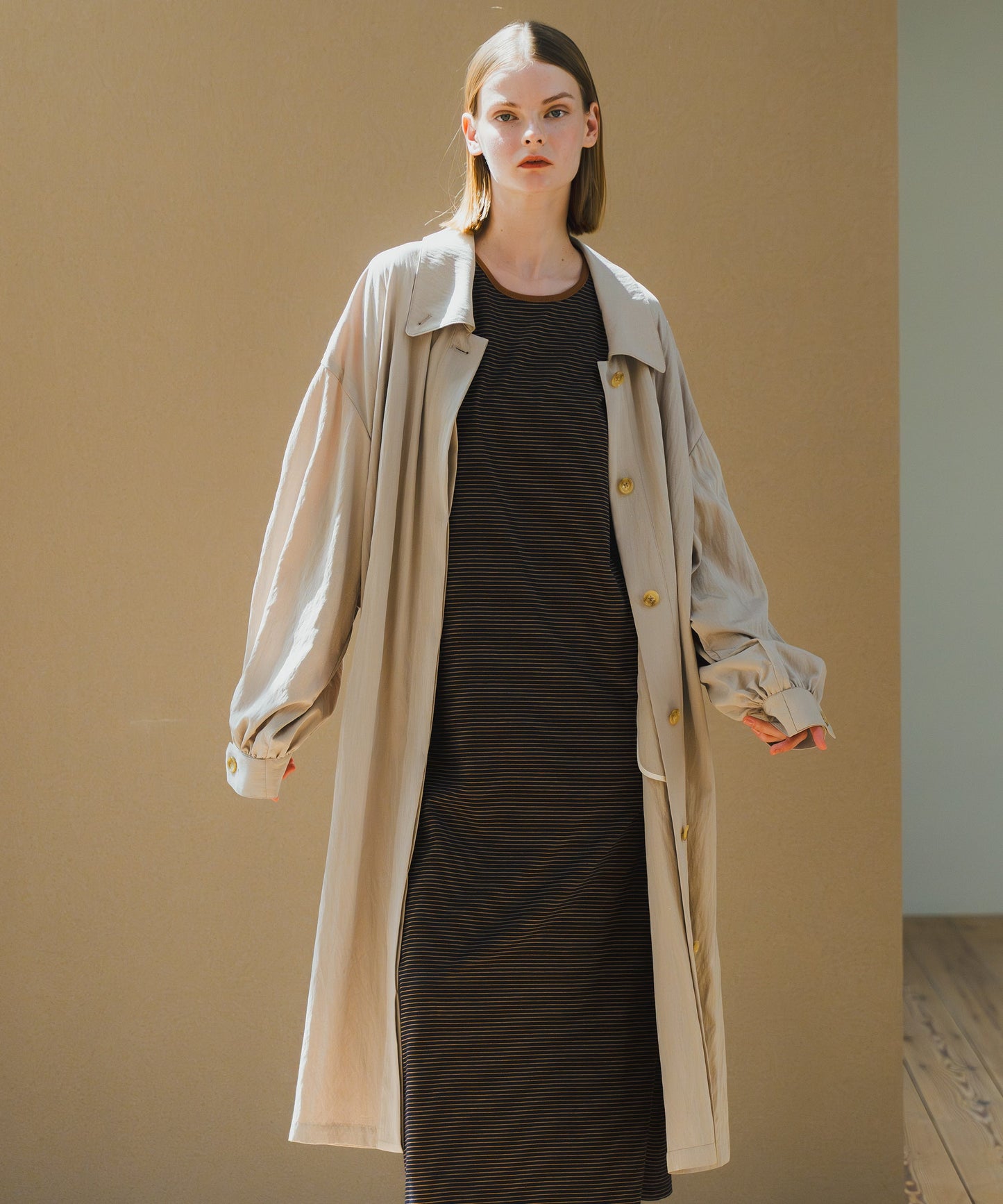 GATHER VOLUME COAT / WHT25HJK4043