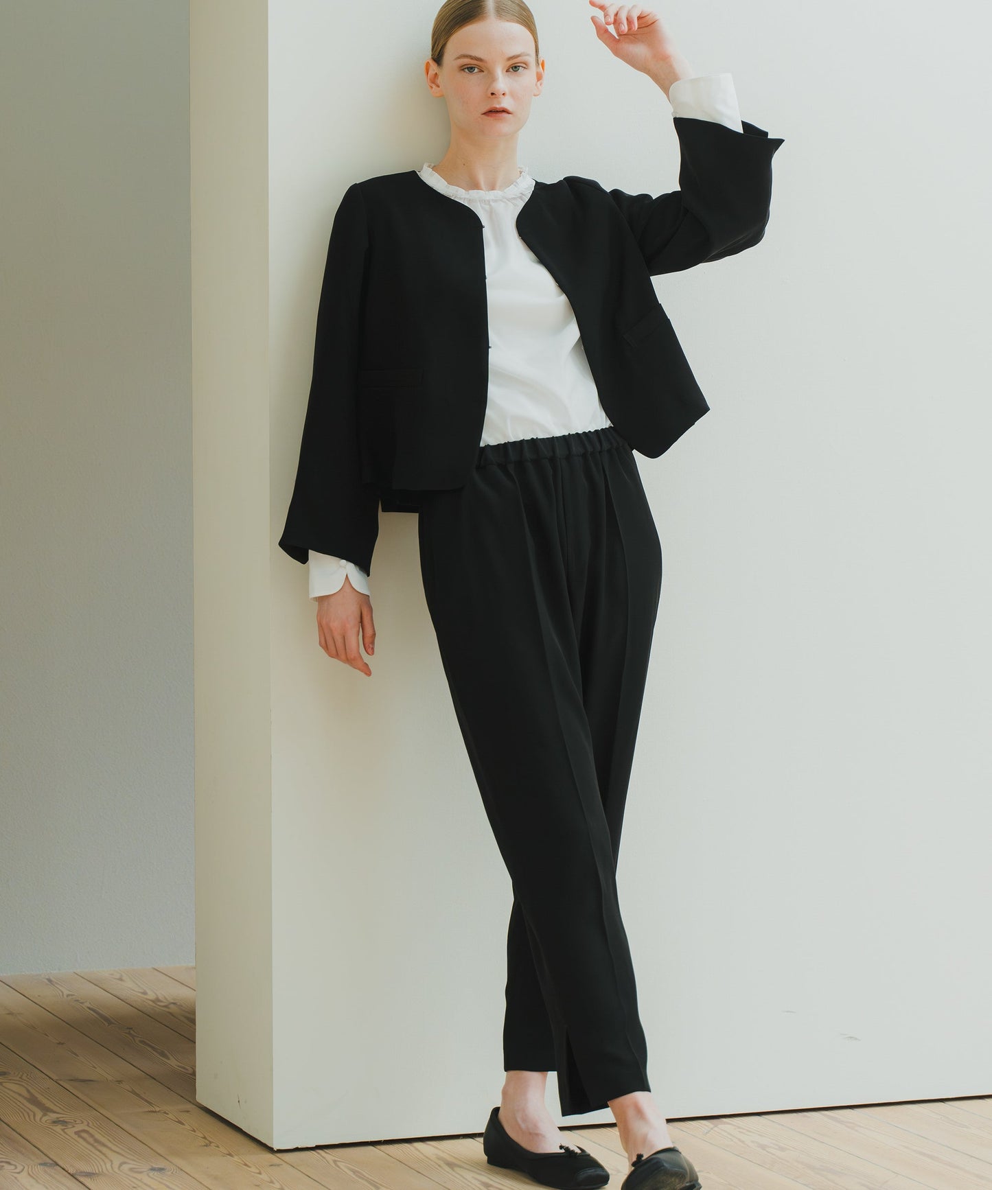 SIDE SLIT SLACKS / WHT25HPT4045