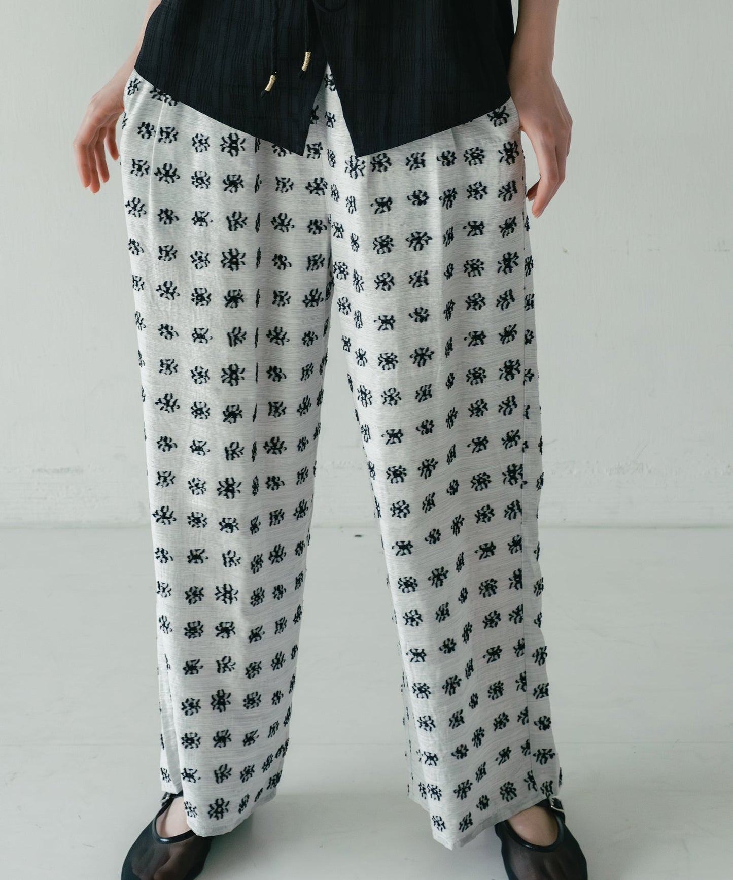 jacquard wide pants / WHT26HPT4070