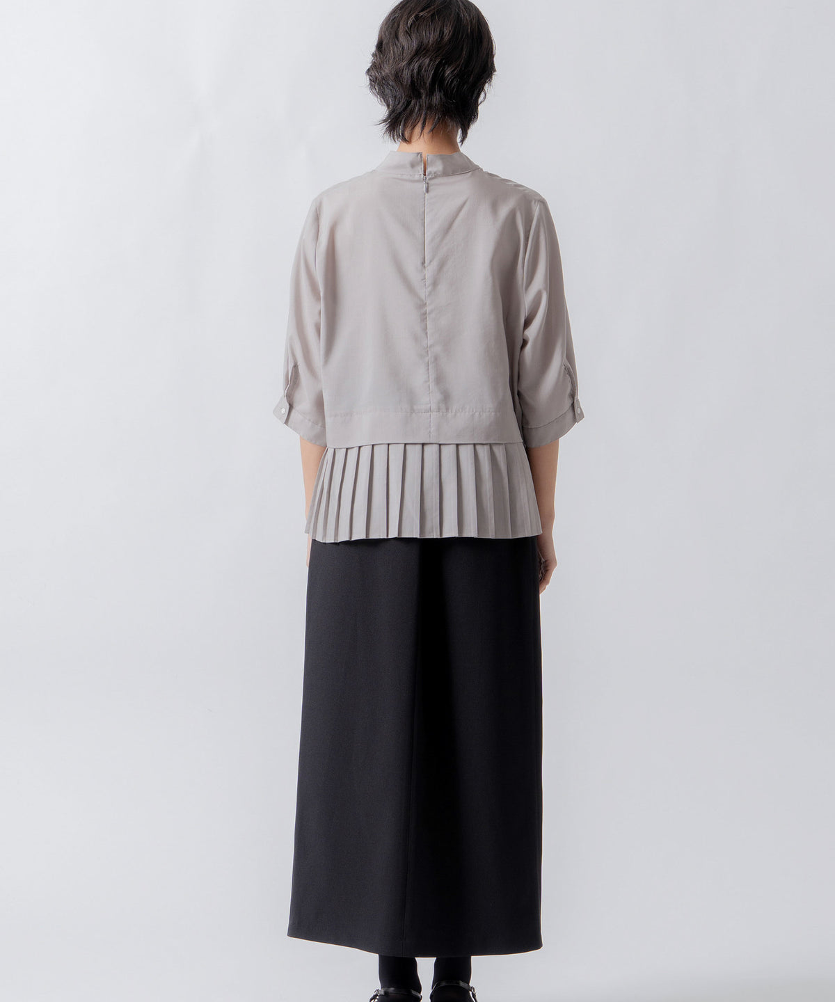 hem pleats blouse / WHT21FBL4004
