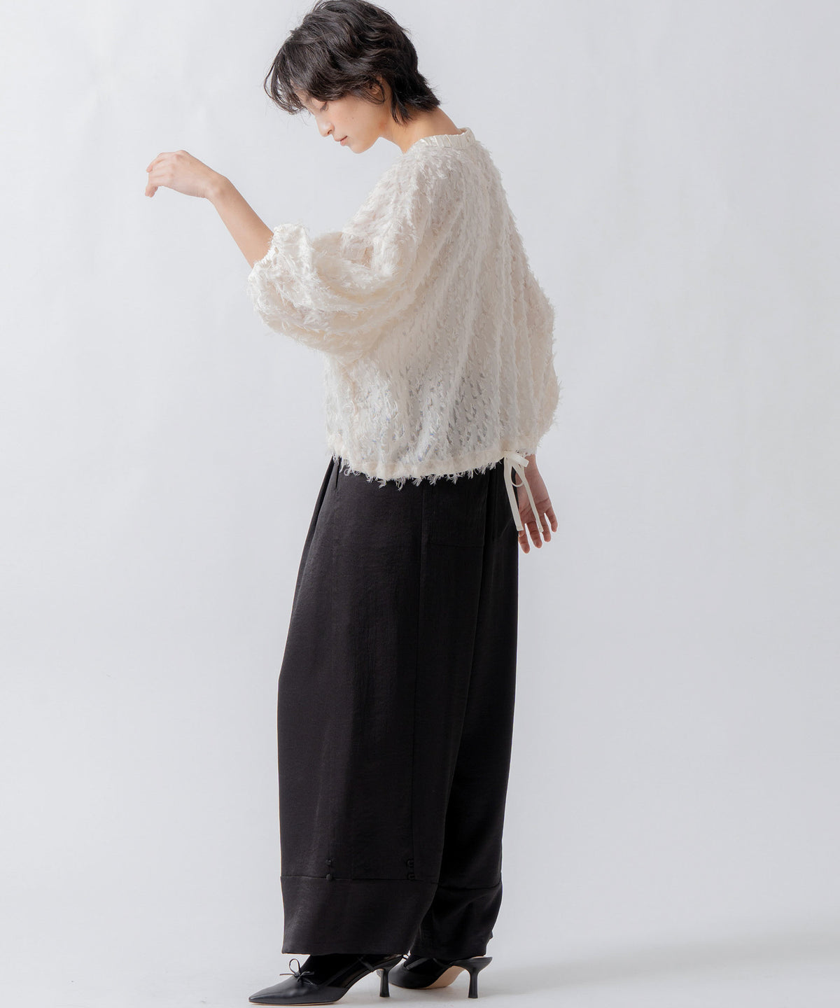 jacquard volume blouse / WHT24FBL4053
