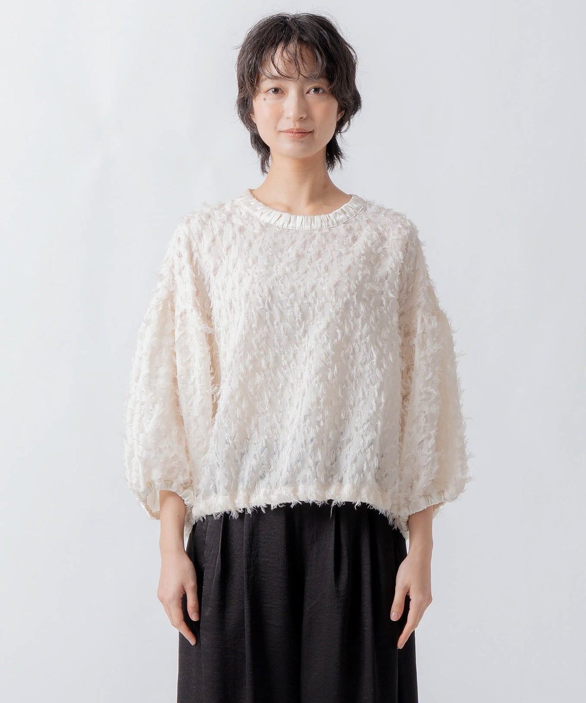 jacquard volume blouse / WHT24FBL4053