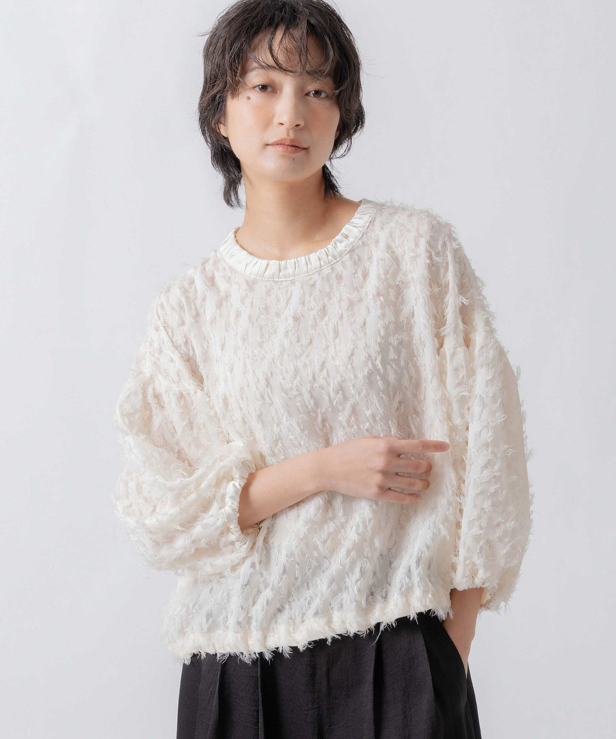jacquard volume blouse / WHT24FBL4053
