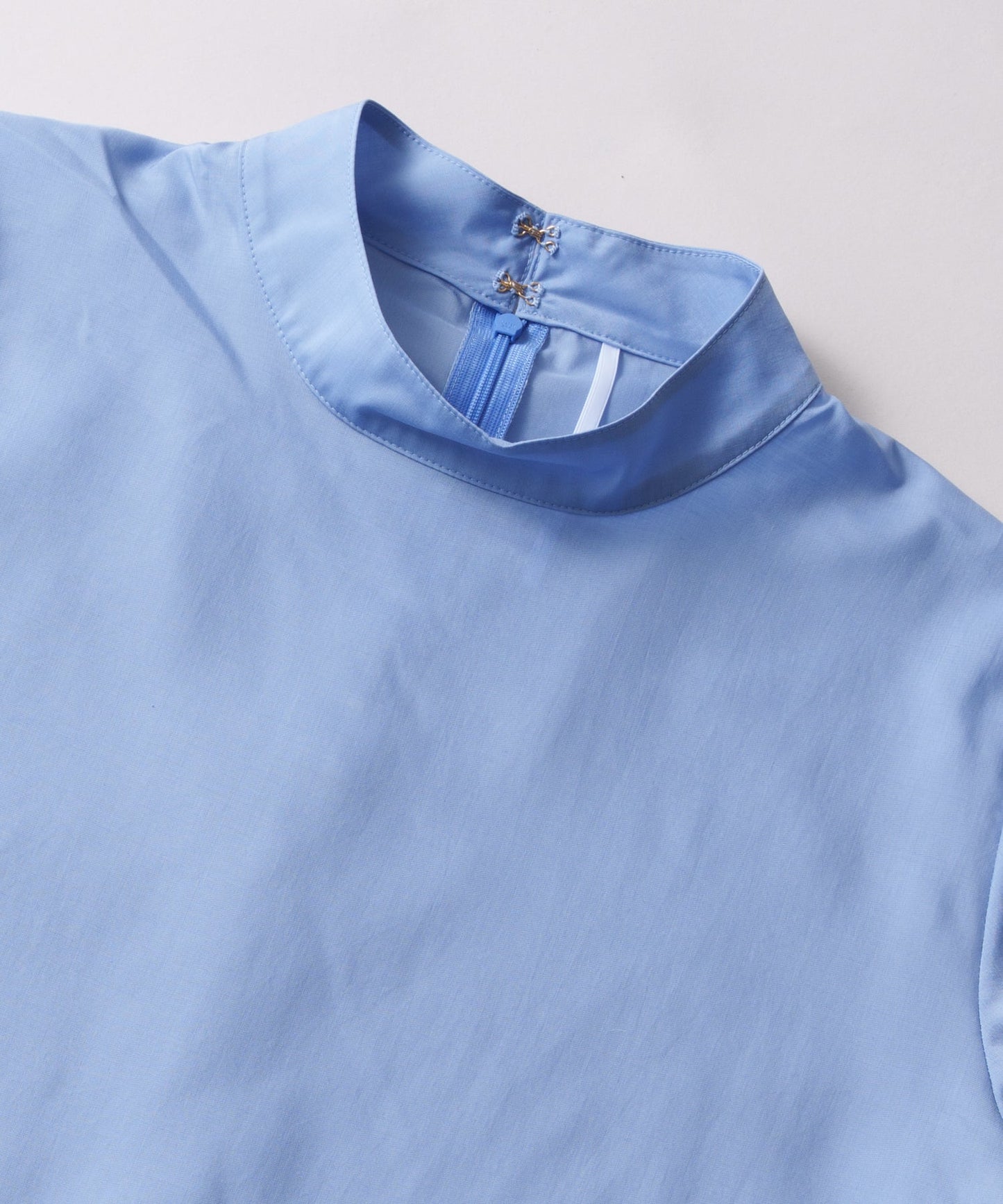 hem pleats blouse / WHT21FBL4004