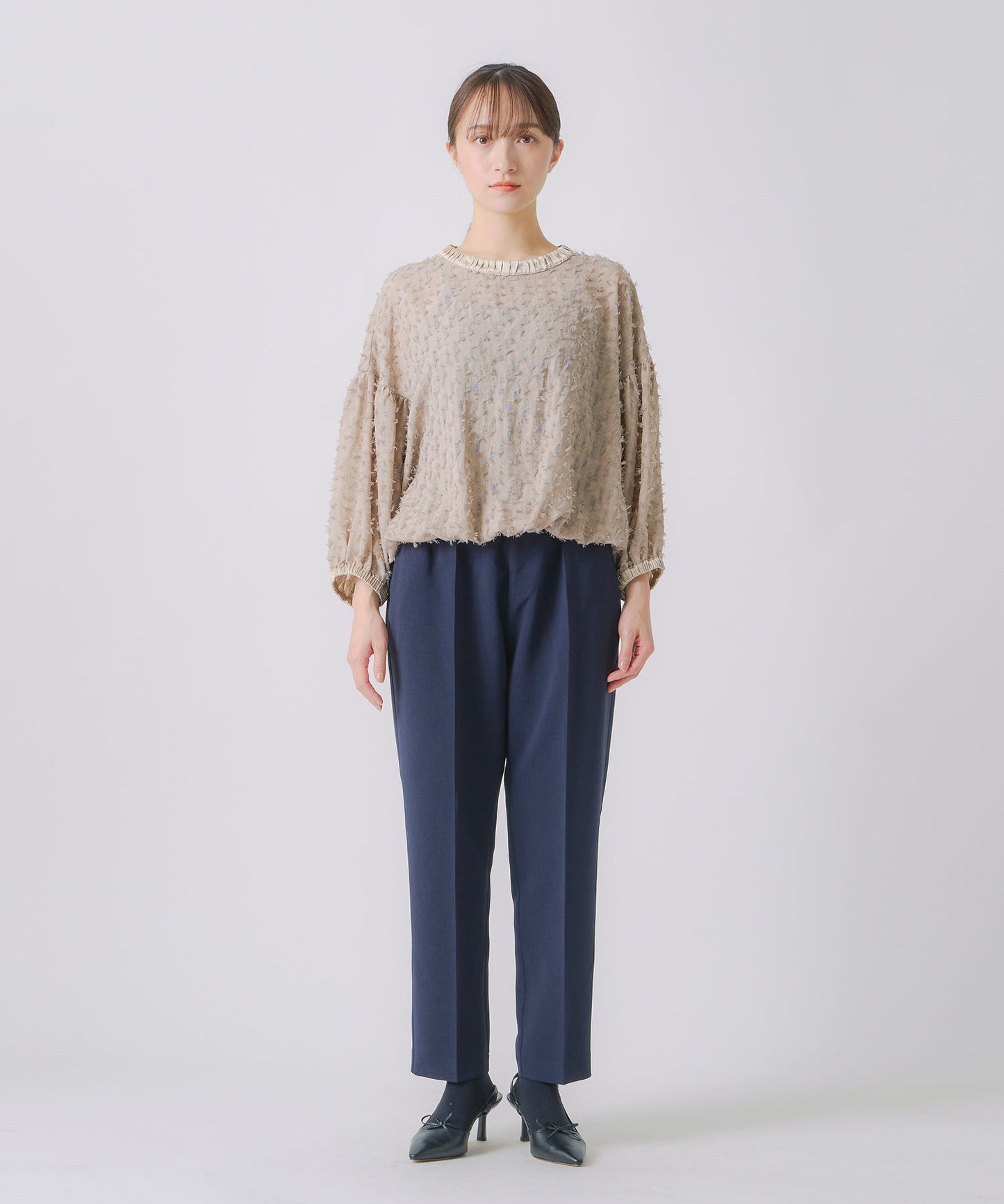 jacquard volume blouse / WHT24FBL4053