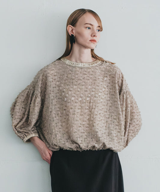 jacquard volume blouse / WHT24FBL4053