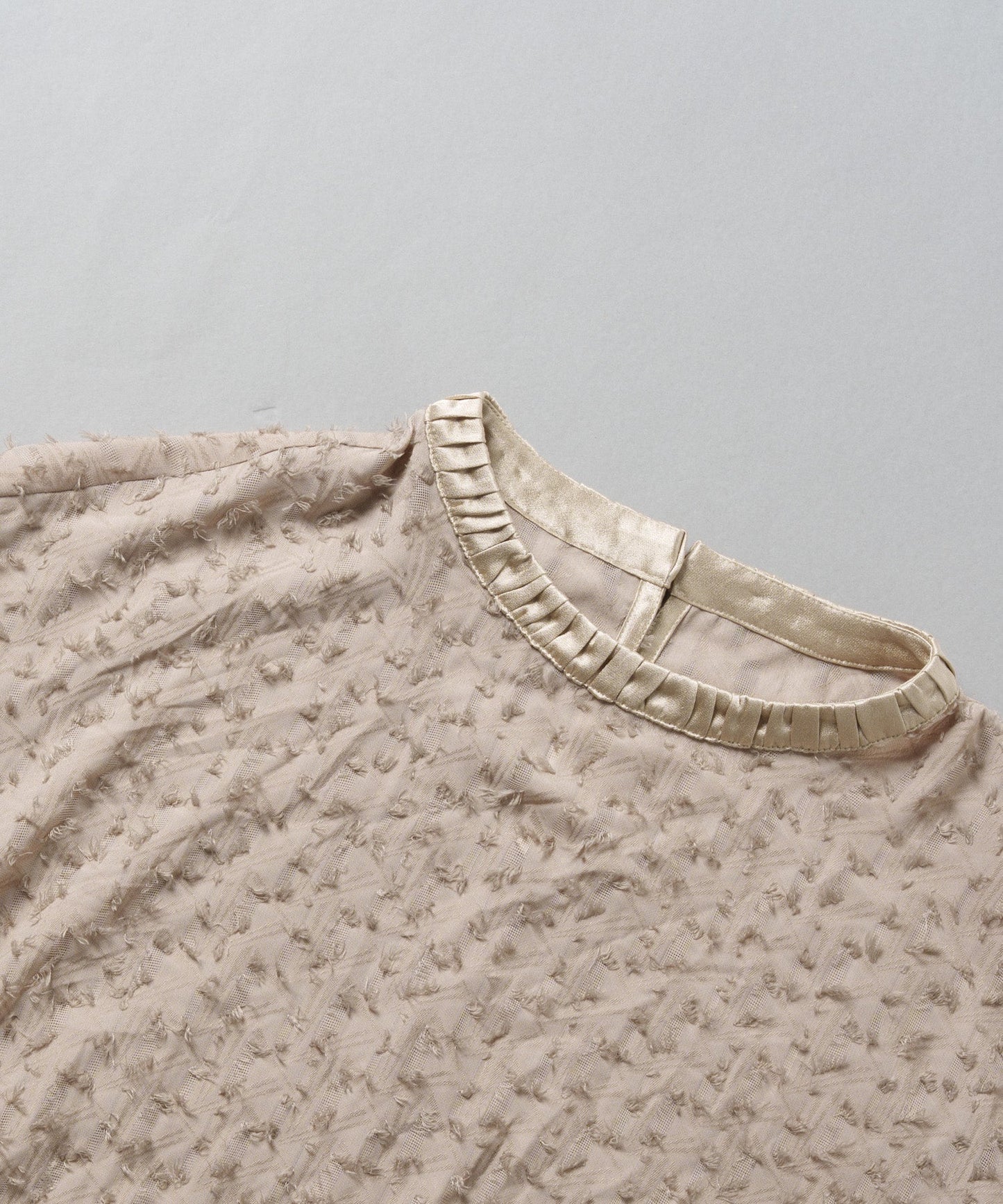 jacquard volume blouse / WHT24FBL4053