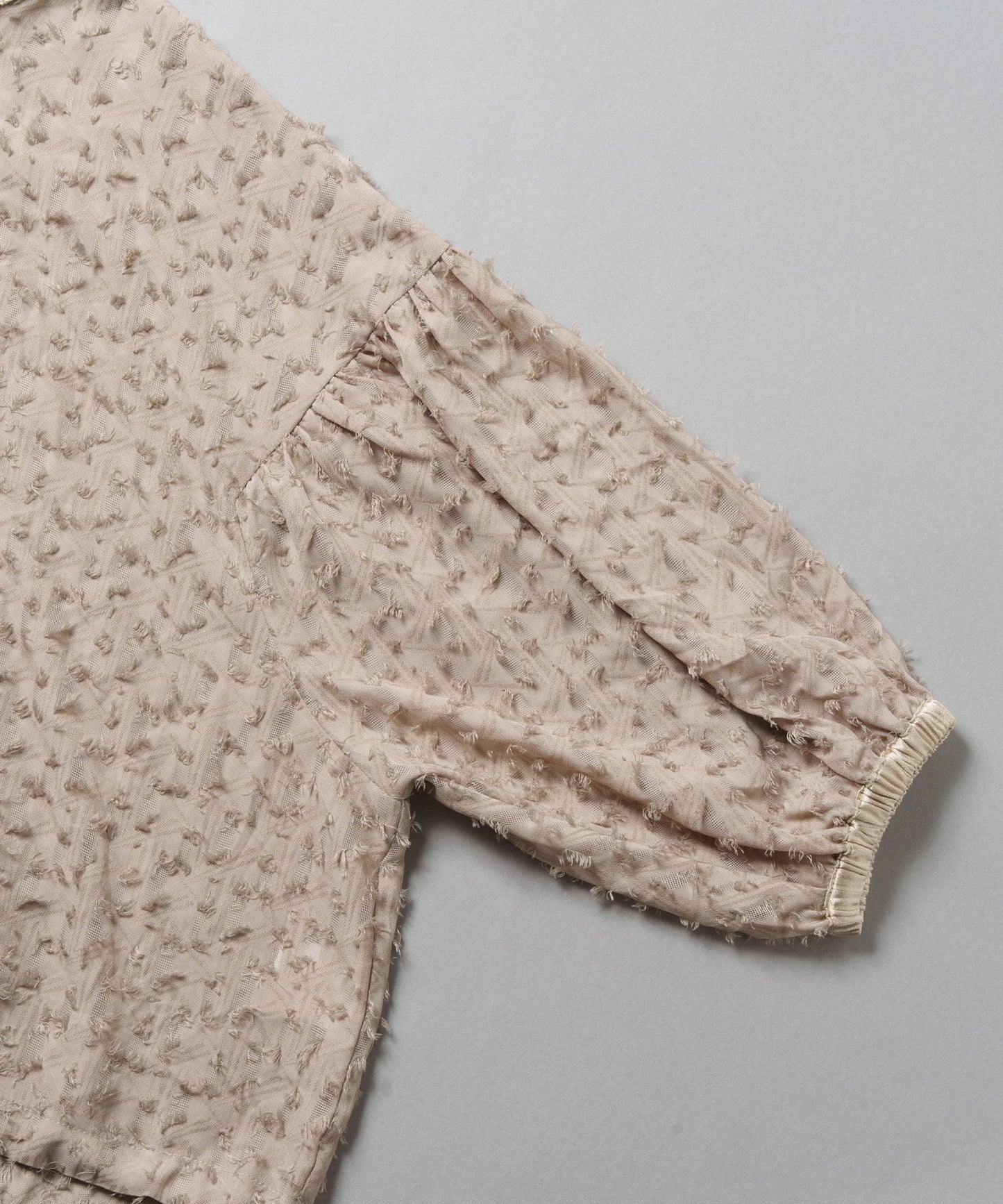 jacquard volume blouse / WHT24FBL4053