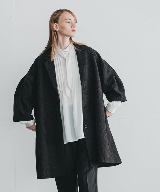 jacquard tent line coat / WHT25FJK4048