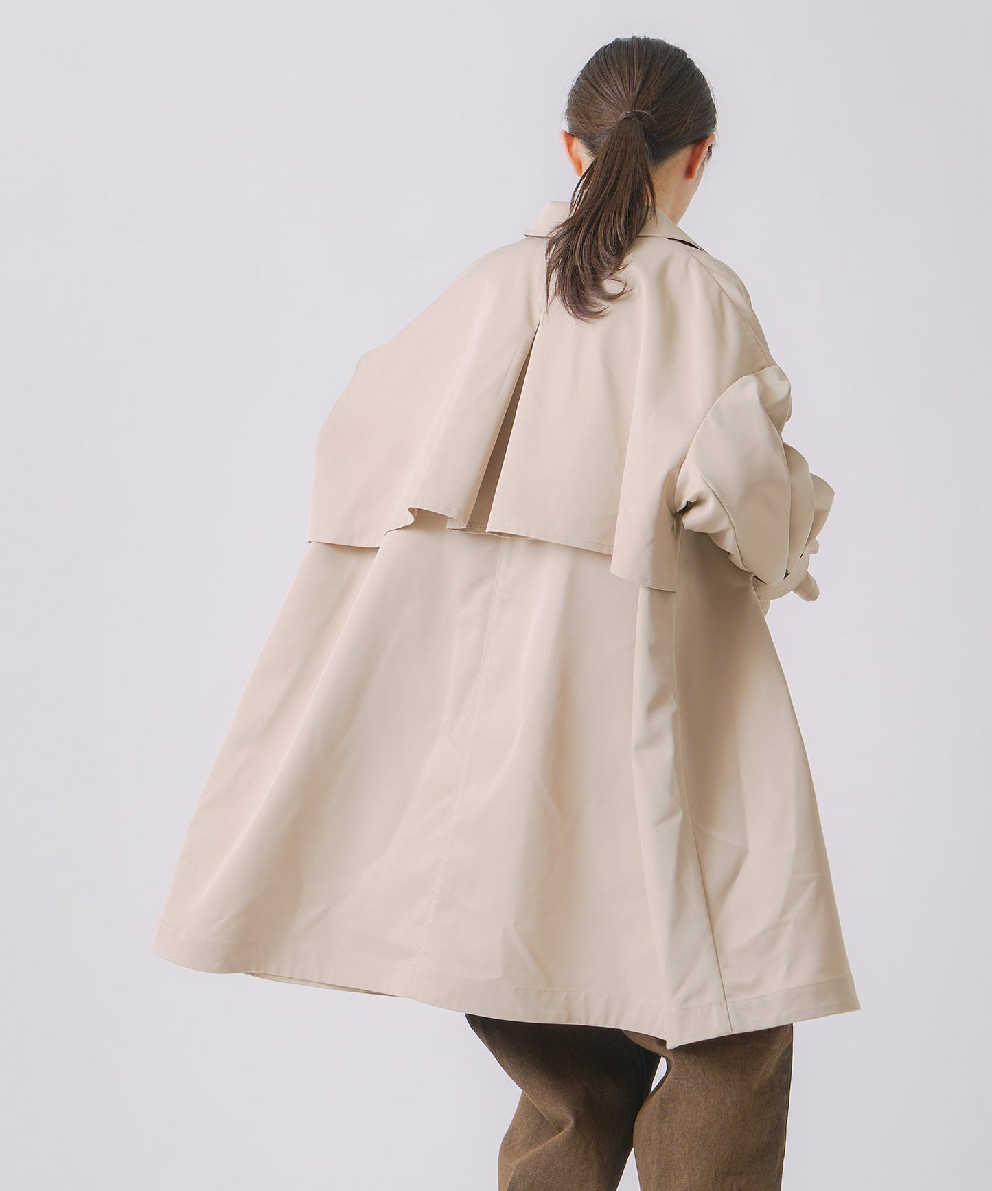 tent layered coat / WHT25FJK4050
