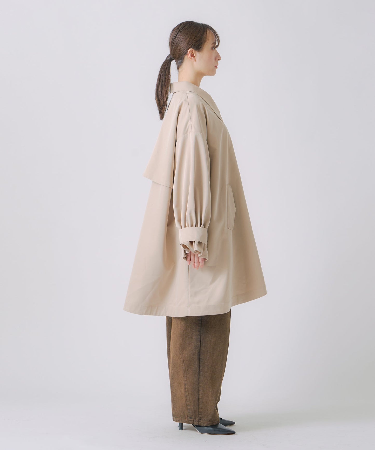 tent layered coat / WHT25FJK4050