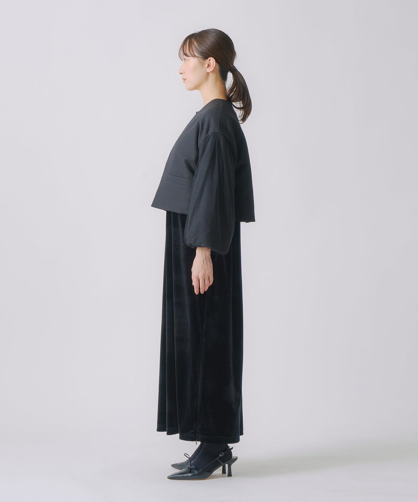 tulle layered sleeve jacket / WHT25FJK4052