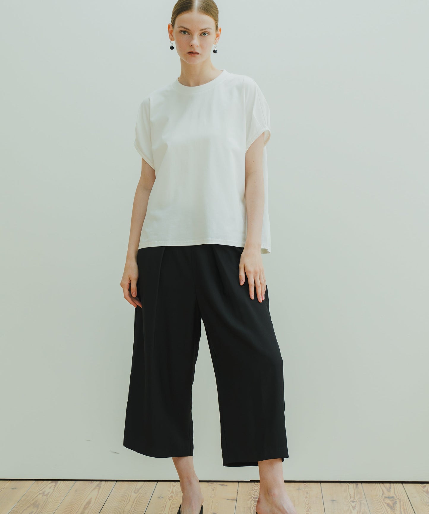 drop french sleeve tee / WHT25HBL4071