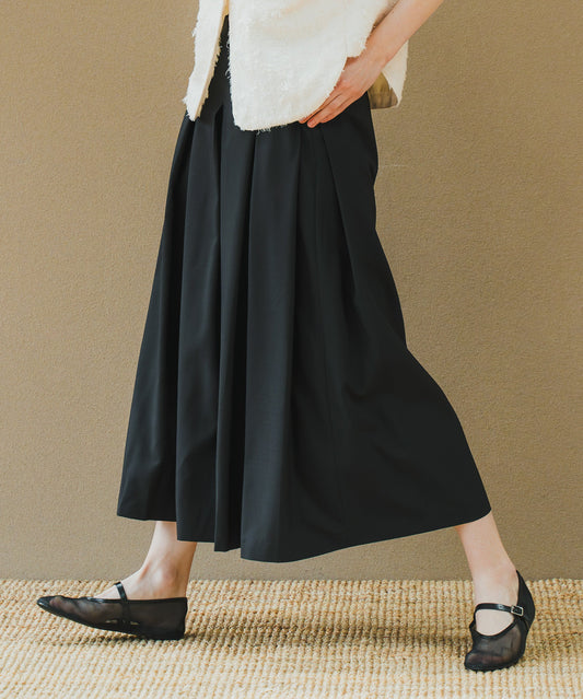 PLEATS WIDE TROUSER / WHT25HPT4049