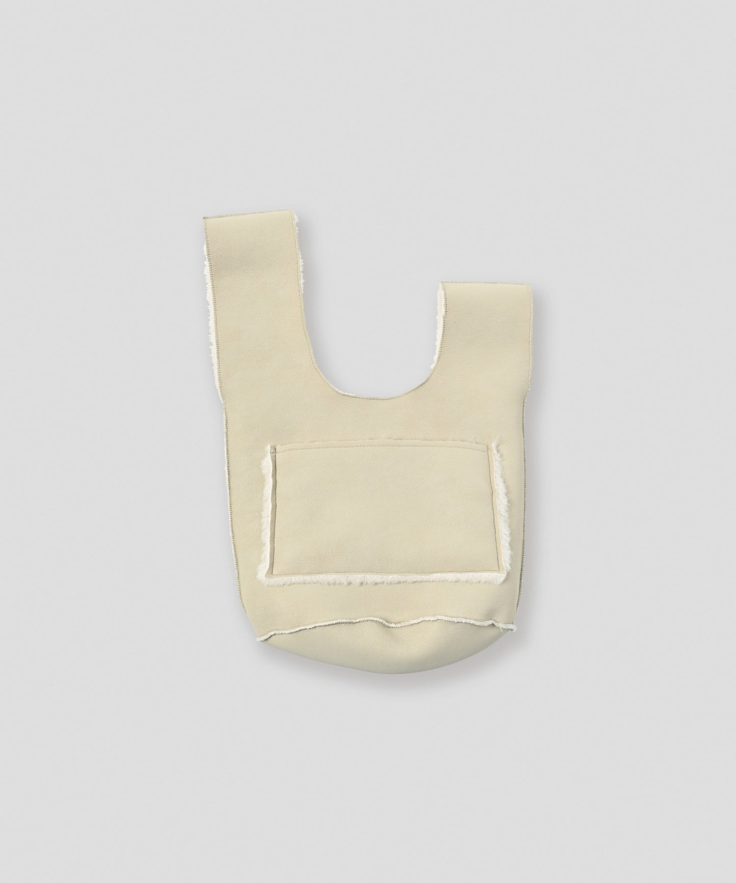 reversible boa bag / WHT26FAC4018