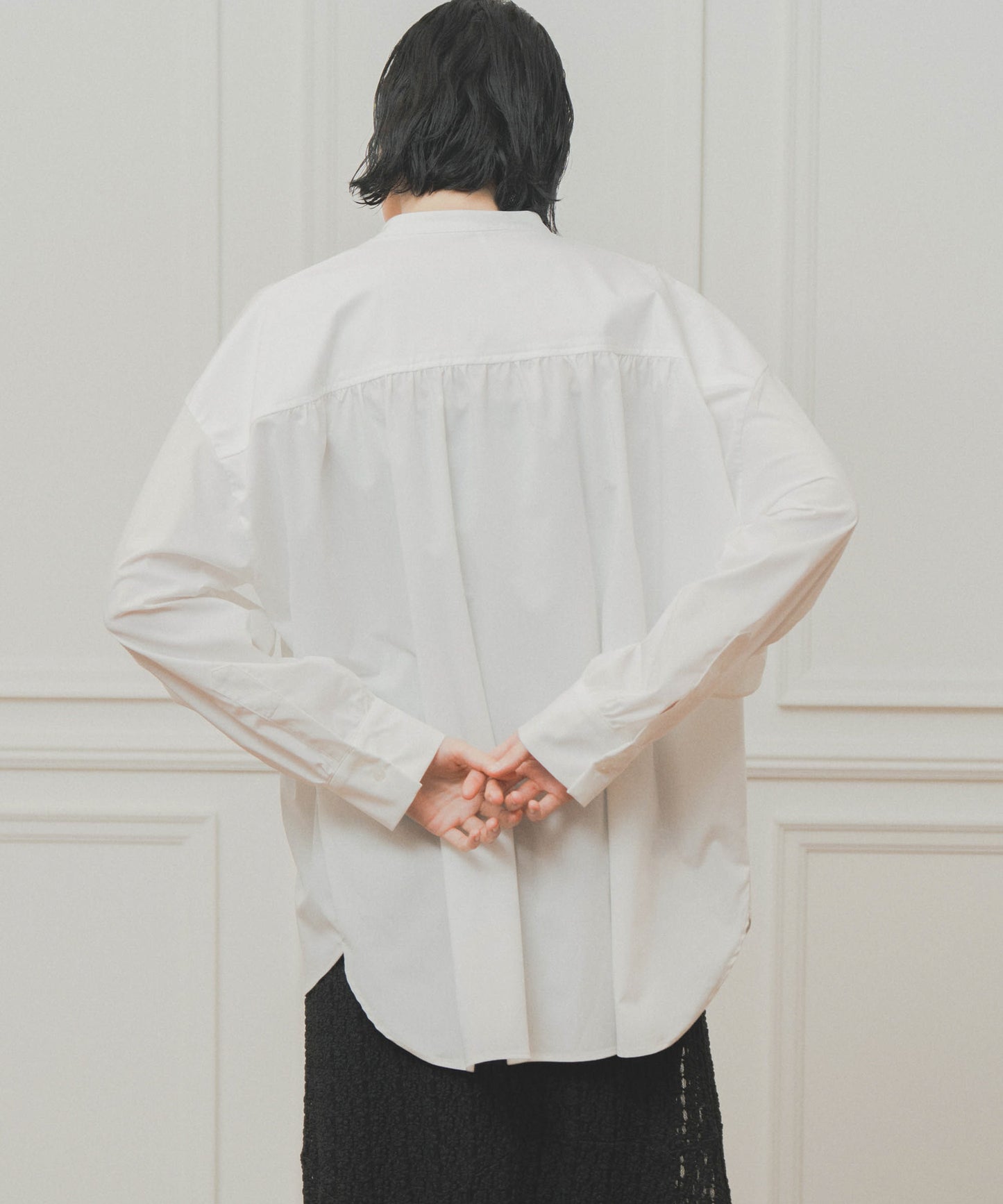 curve frill blouse / WHT26FBL4100