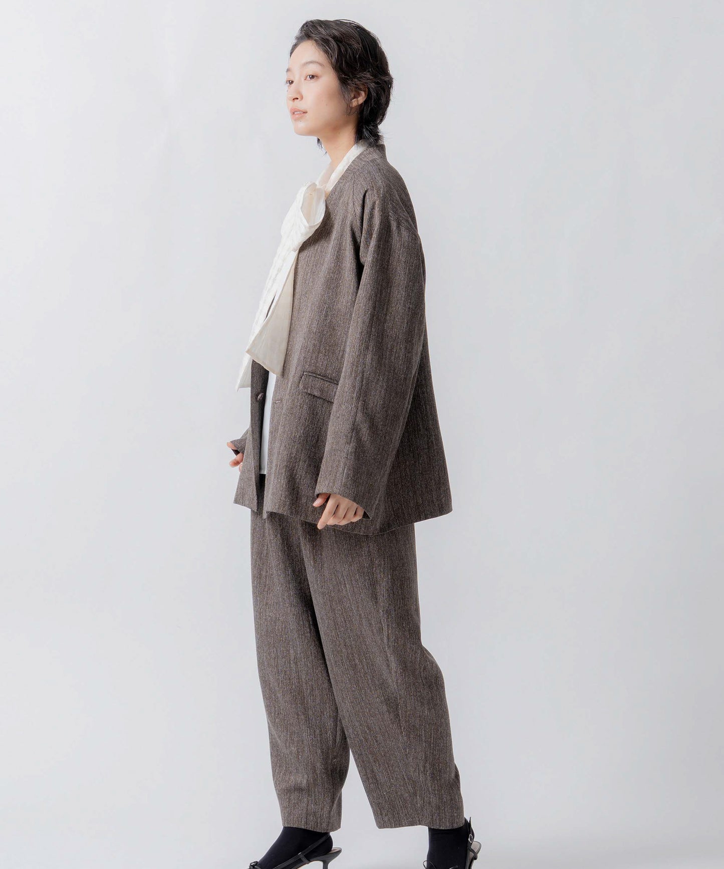 check pattern bou tie blouse / WHT26FBL4101