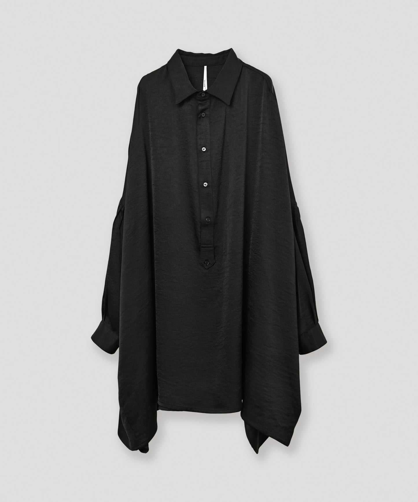 wide satin shirt / WHT26FBL4104