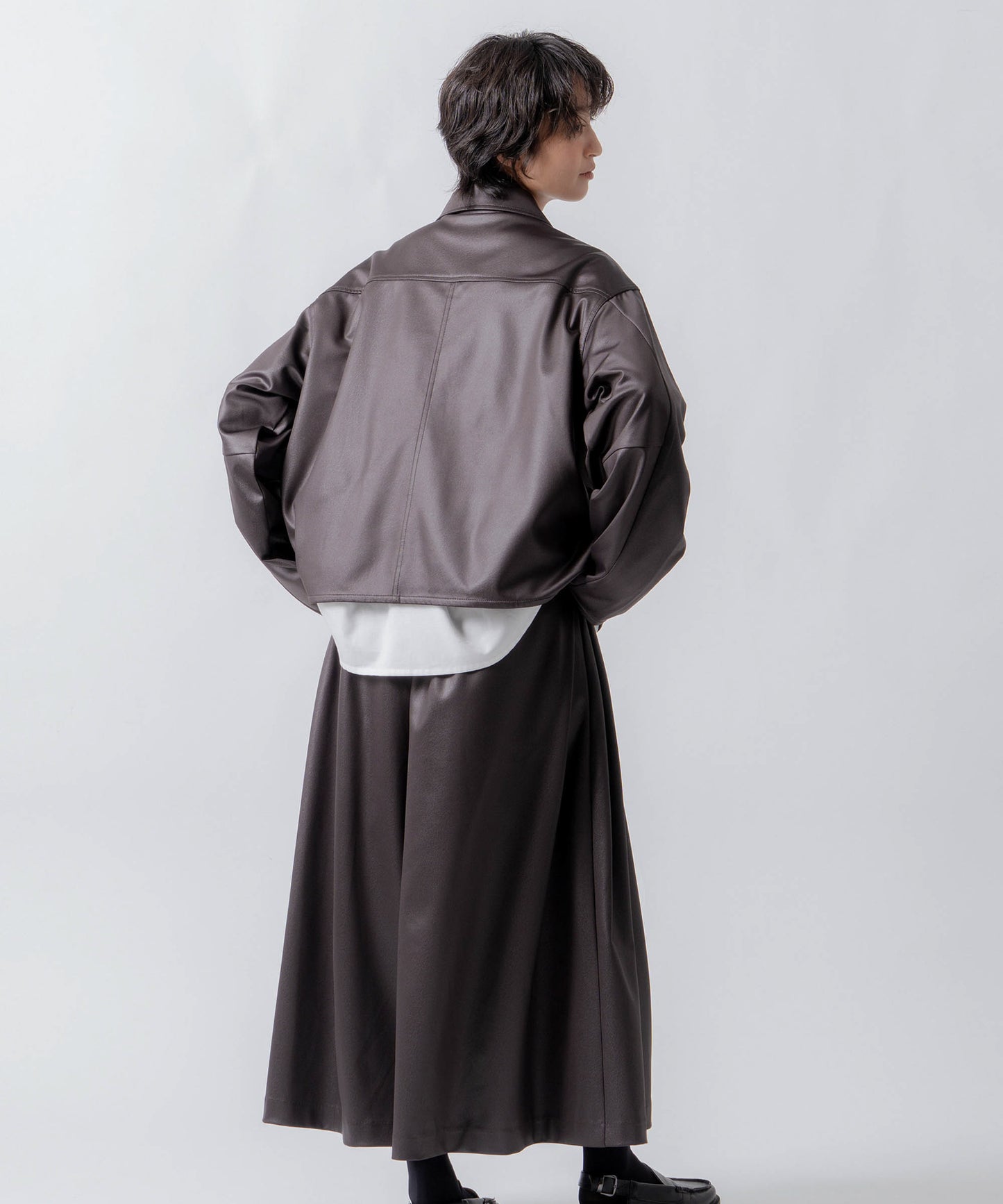 leather like shirt jacket / WHT26FBL4106