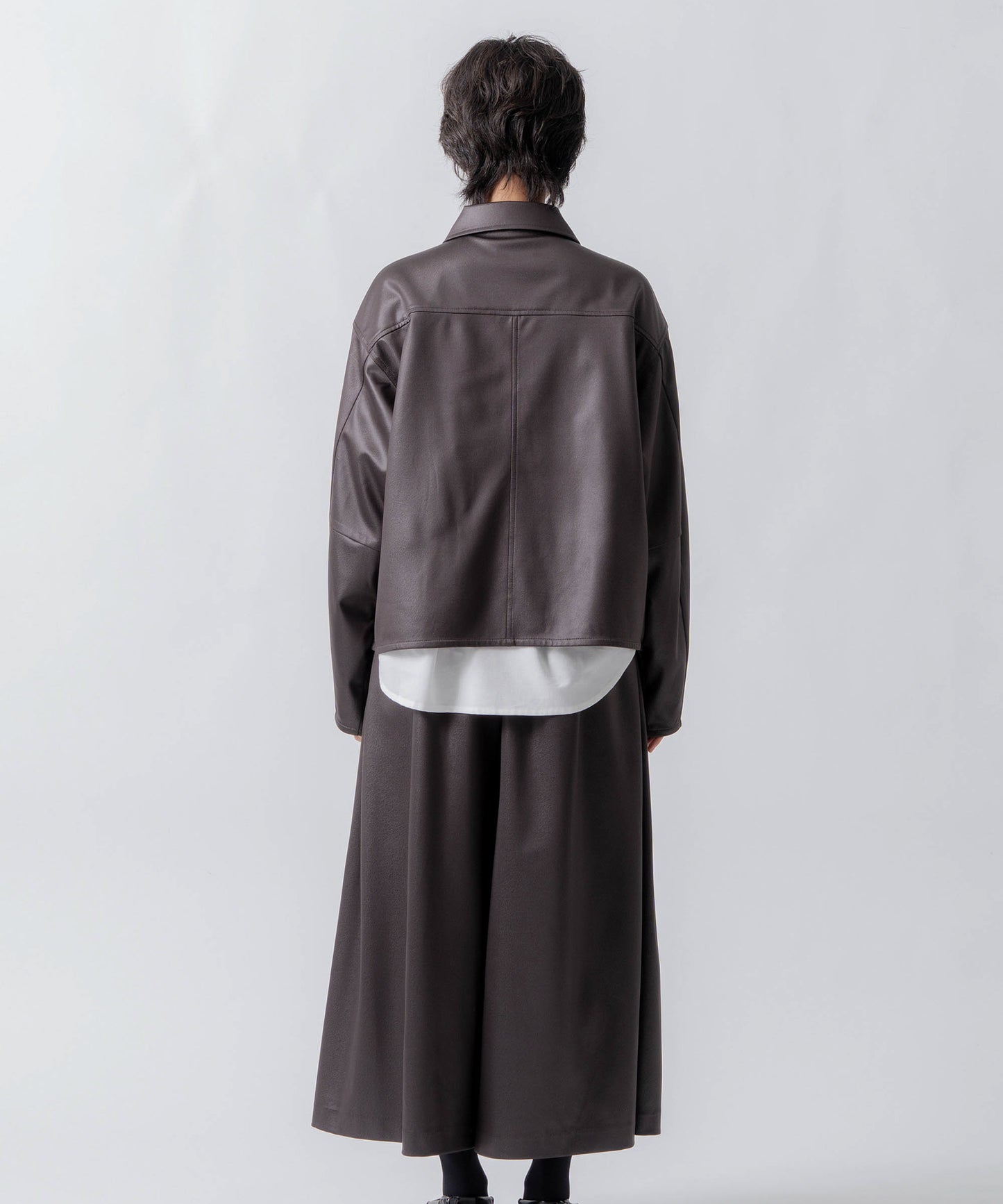 leather like shirt jacket / WHT26FBL4106