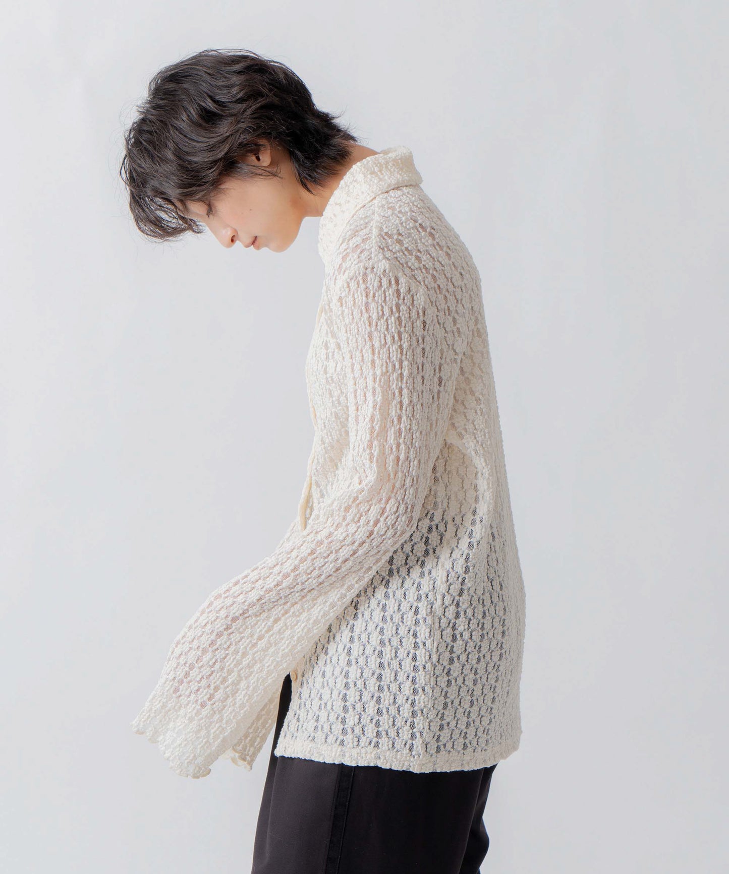lace button shirt / WHT26FBL4108
